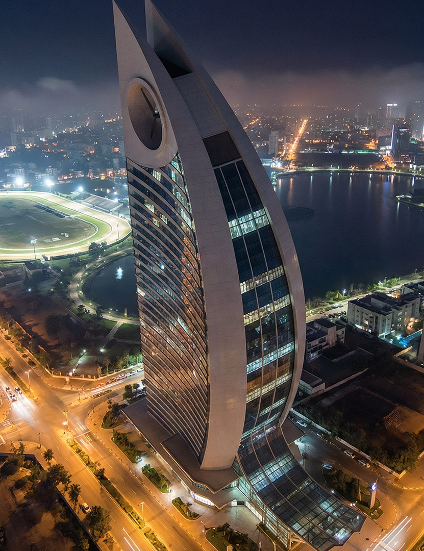 edificio blanco para video.png