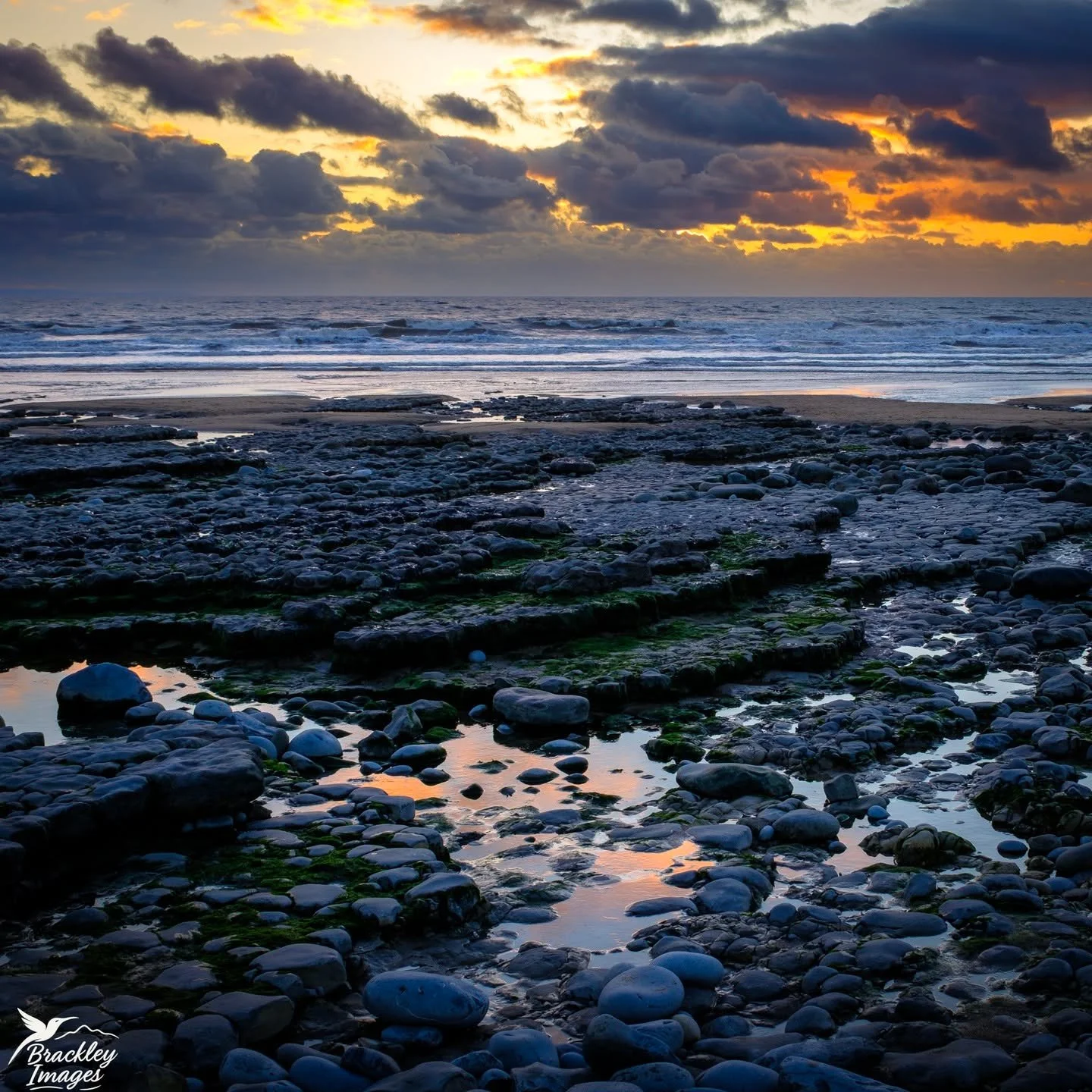 Sunset at Dunraven Bay in South Wales last weekend. 

#dunravenbay #welshlandscape