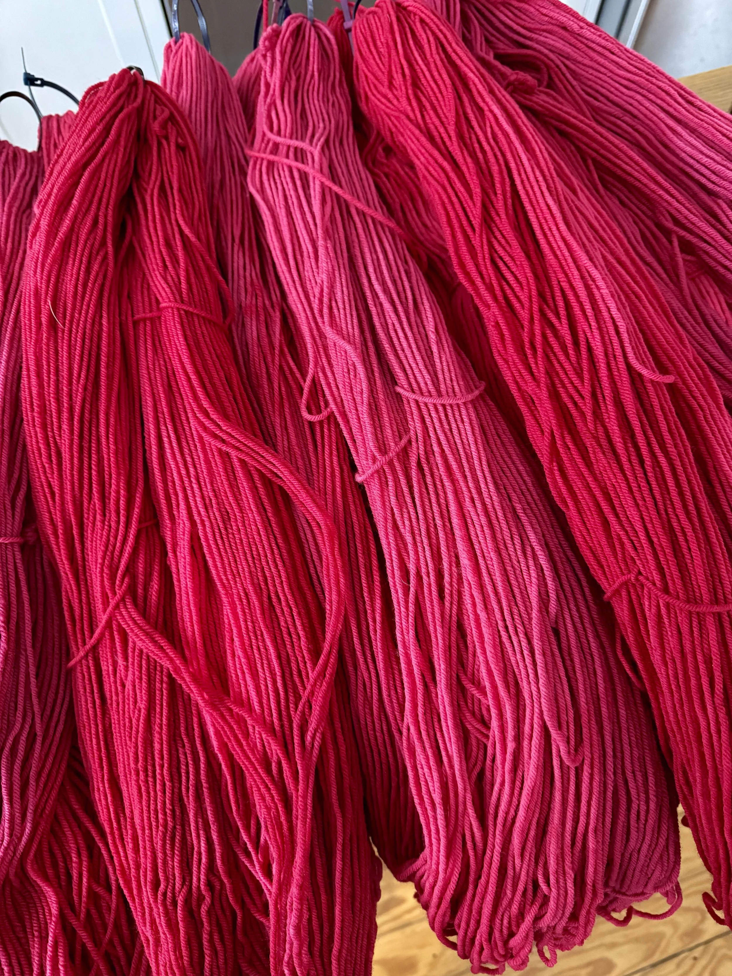 Red wool Yarn - Worsted Weight, 100g