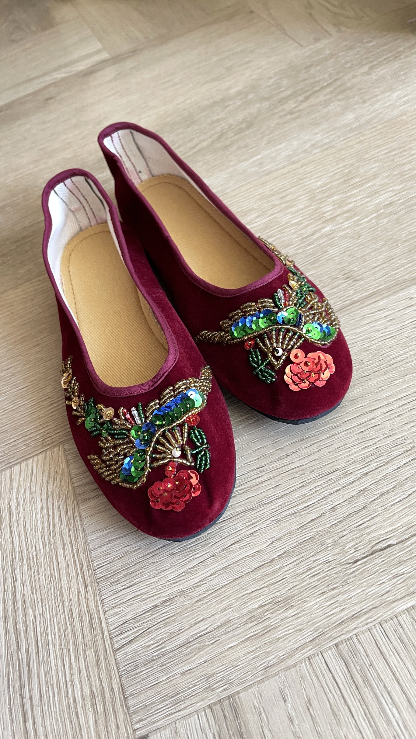 yiiland-velvet-phoenix-beaded-lifestyle.jpg