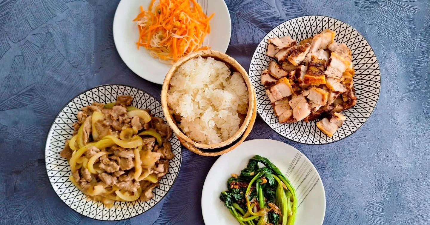 ✨ Une nouvelle aventure culinaire commence ! ✨

D&eacute;couvrez des saveurs authentiques d&rsquo;Asie du Sud-Est, g&eacute;n&eacute;reuses et parfum&eacute;es, directement livr&eacute;es sur votre lieu de travail autour d&rsquo;Aix-les-Bains. 
Tom k