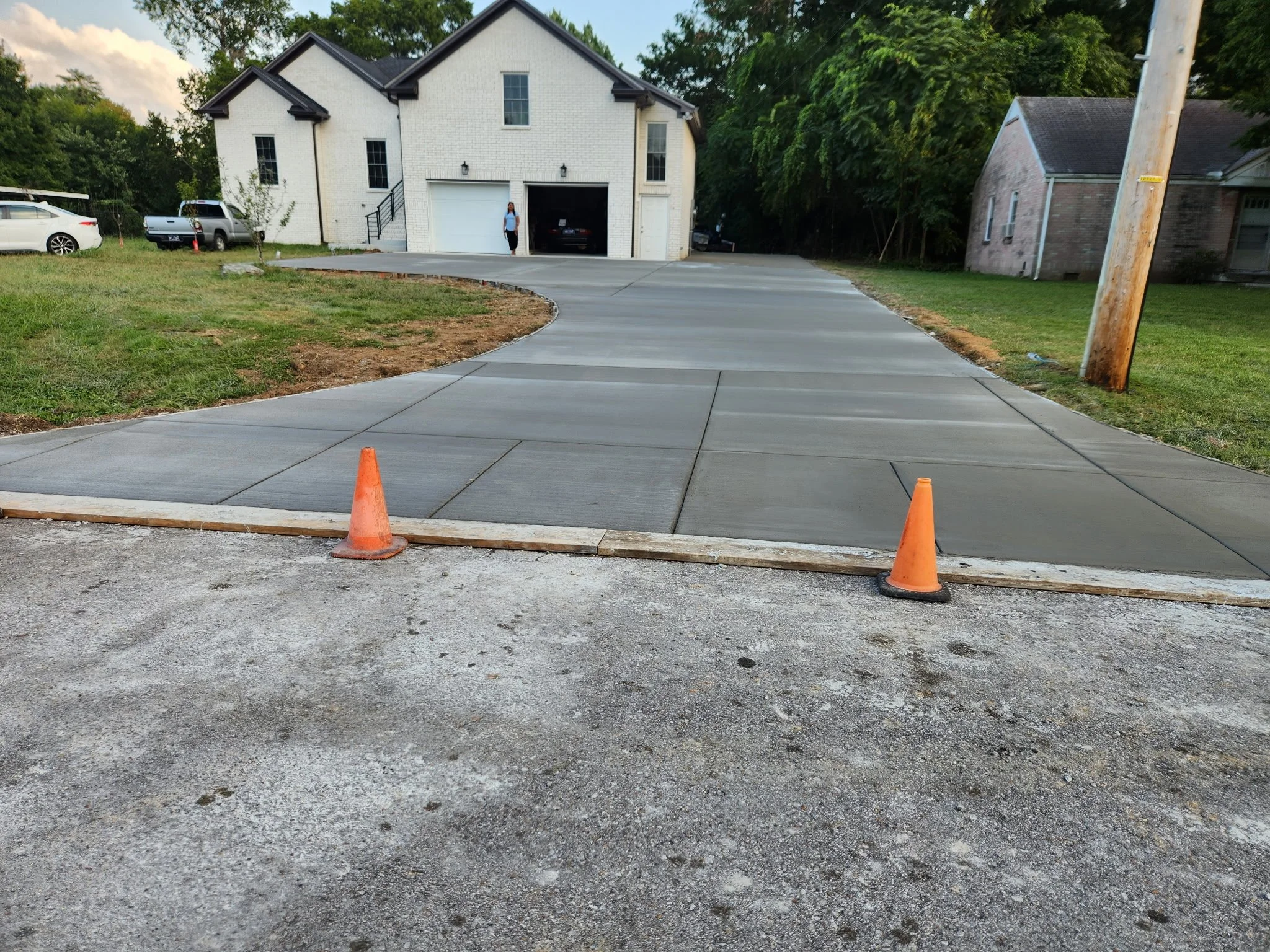 olveras_driveways_2.jpg