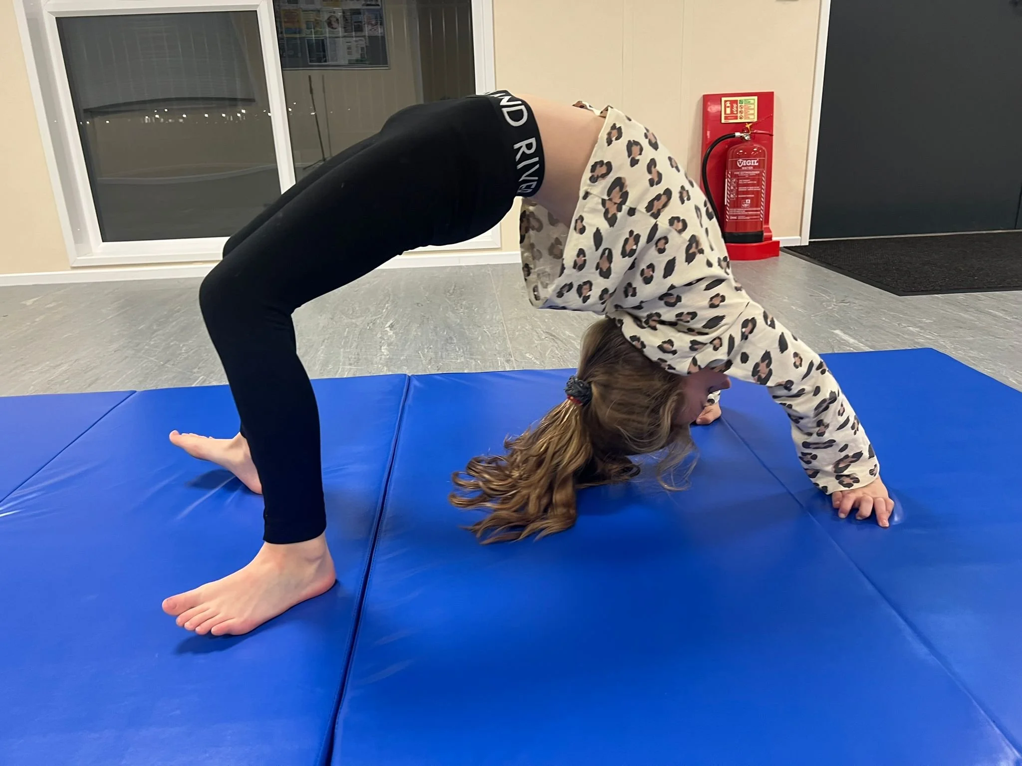 🌟 &ldquo;I don&rsquo;t think I could do that before!&rdquo; 🌟
Just TWO lessons&hellip; and look at this beautiful bridge! 🩰🤸&zwj;♀️✨

Watching our 6&ndash;9s dancer surprise herself with what her body can achieve is one of the BEST parts of teach