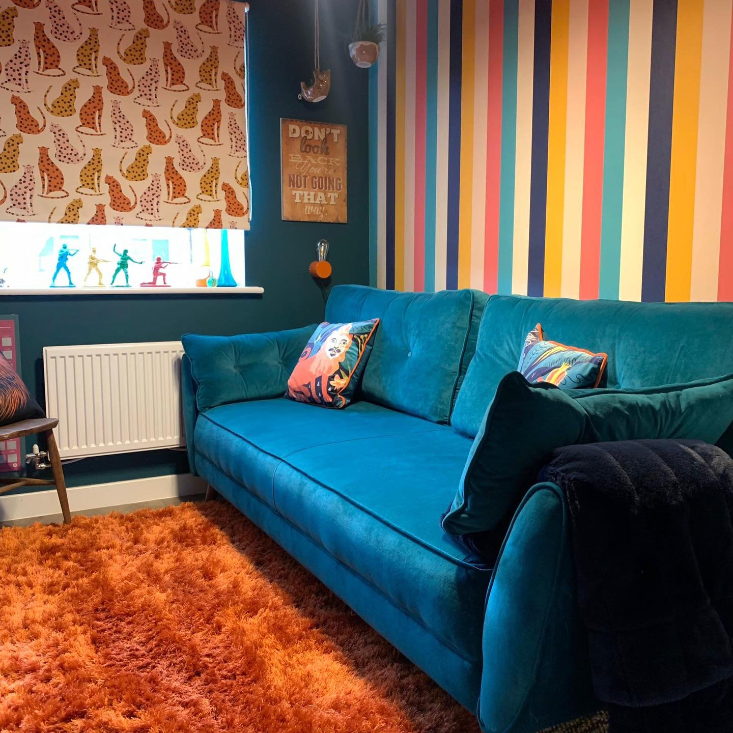 Who says small rooms can&rsquo;t make a huge statement?! We certainly packed a colour punch in this one 🧡💙🩵💛🩷

Featuring wallpaper from the amazing Lust Home, some H&amp;A favourite niknaks, one of our custom lampshades, a pull out sofa bed and 