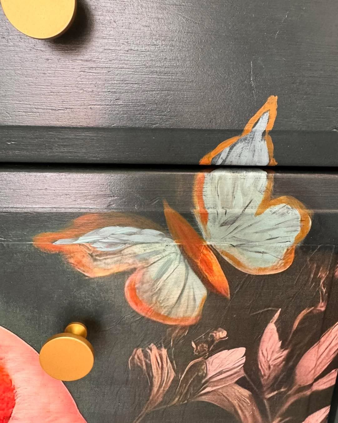 WhatsApp Image 2025-09-20 at 19.44.19 (1).jpeg