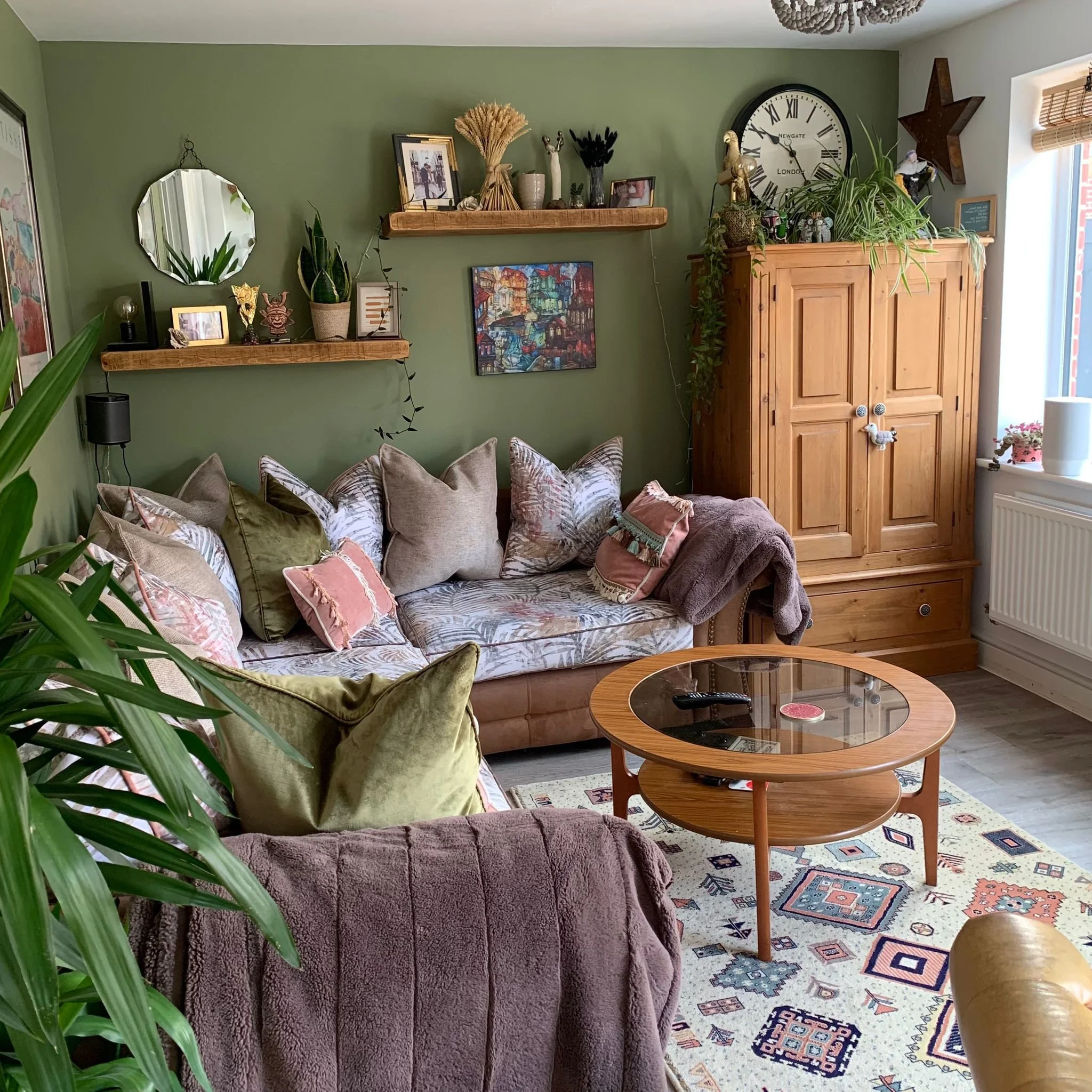 WhatsApp Image 2025-09-21 at 10.51.28.jpeg