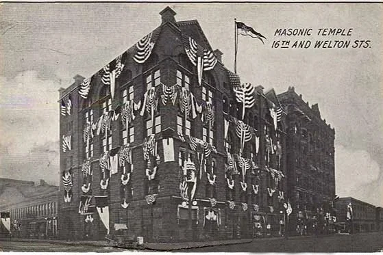 temple1913.jpg