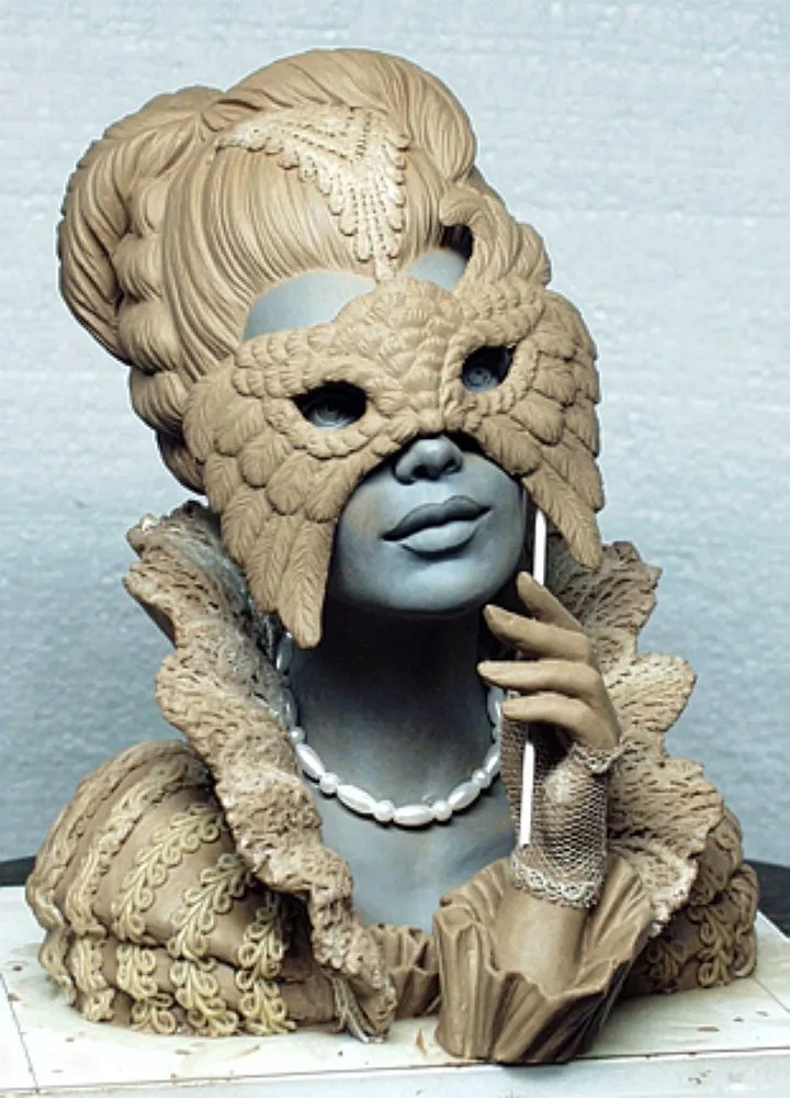 Vicky Oldham created a collection of "lady head" vases for United Design. One of the models in the series was named "Judith" and was popular in a number of designs, fashion expressions, and personalities.