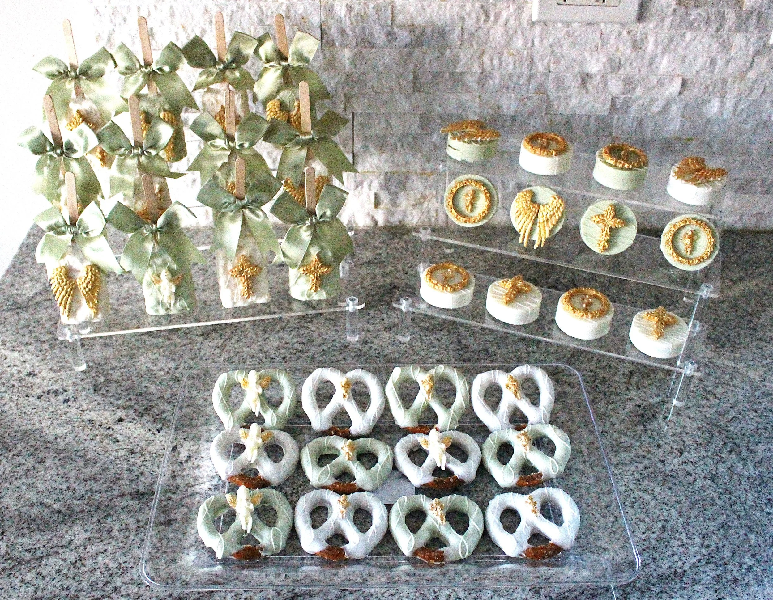 Small party  package serves 12-18 guests