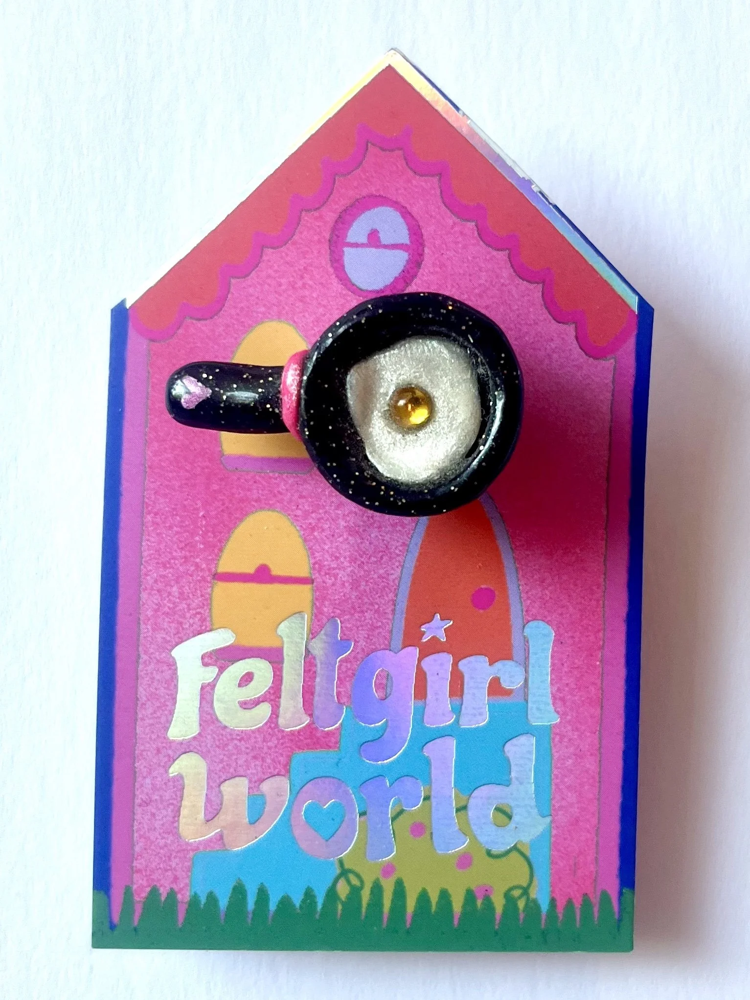 feltgirlworld Egg Pan Pin