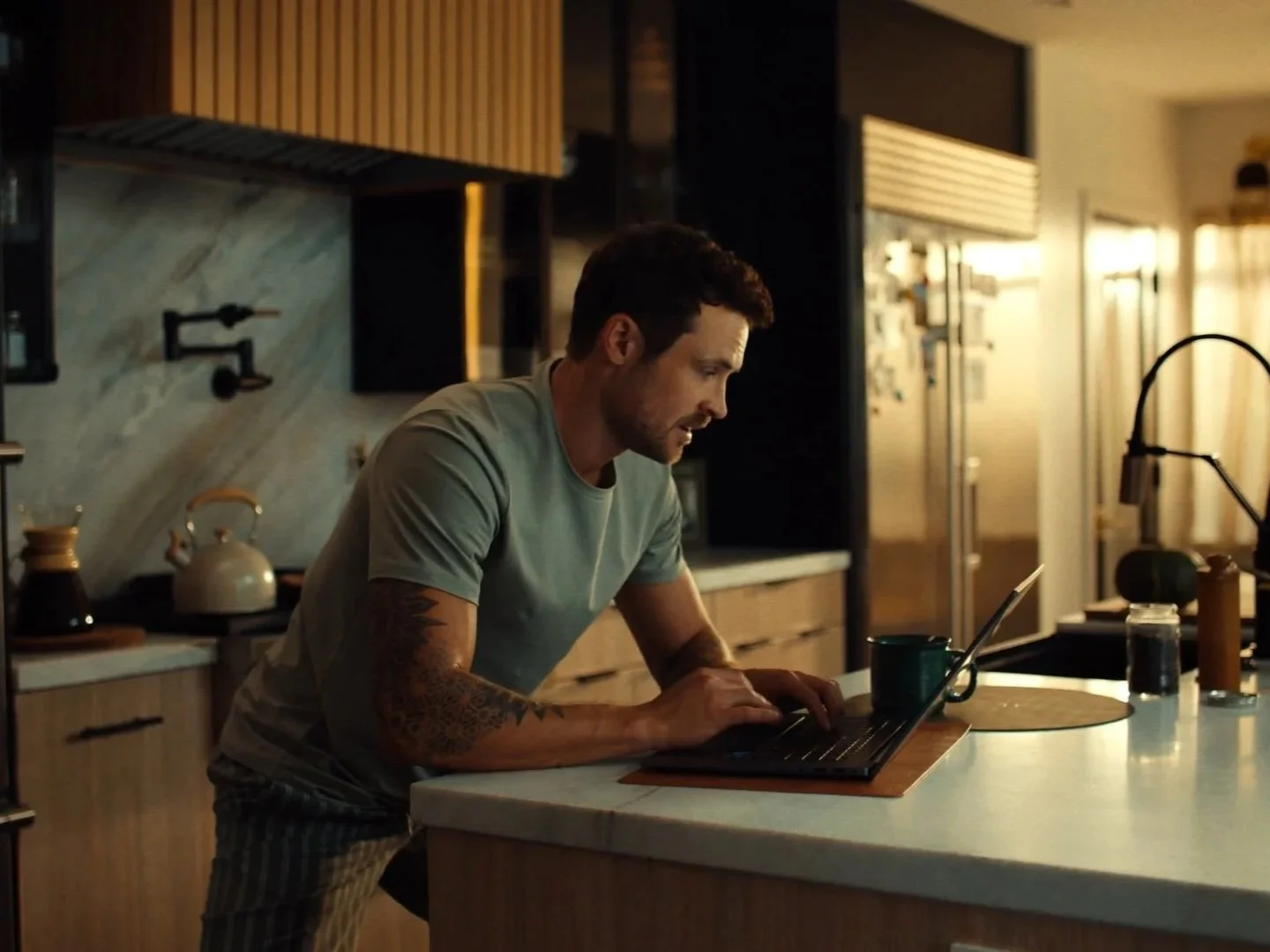Dylan Efron x Windows - A Week in a Day
