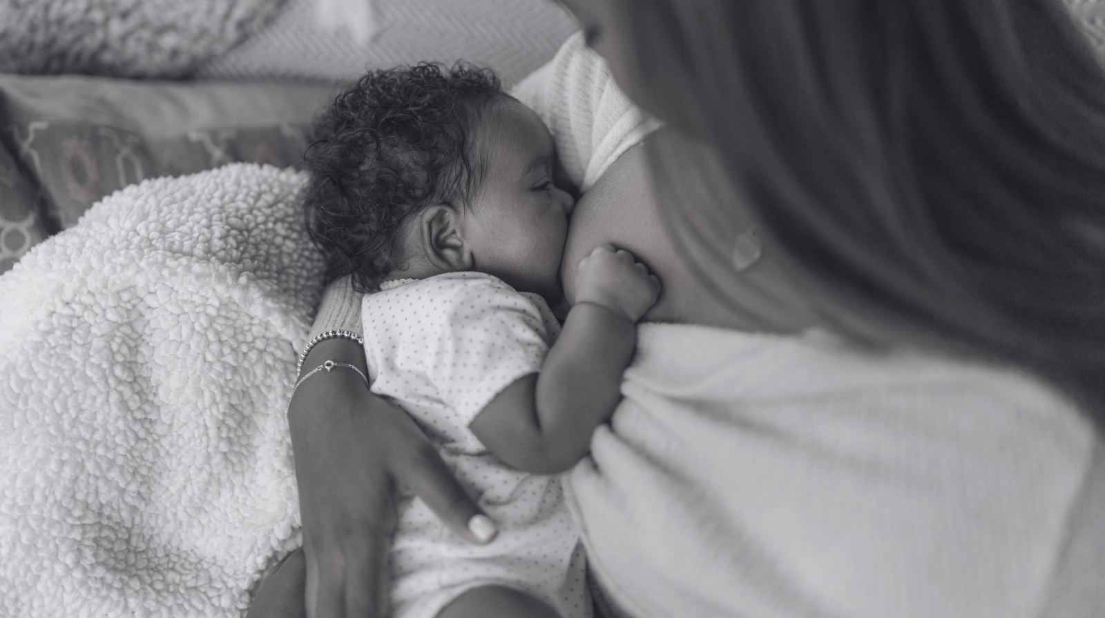 b&w breastfeeding2.png