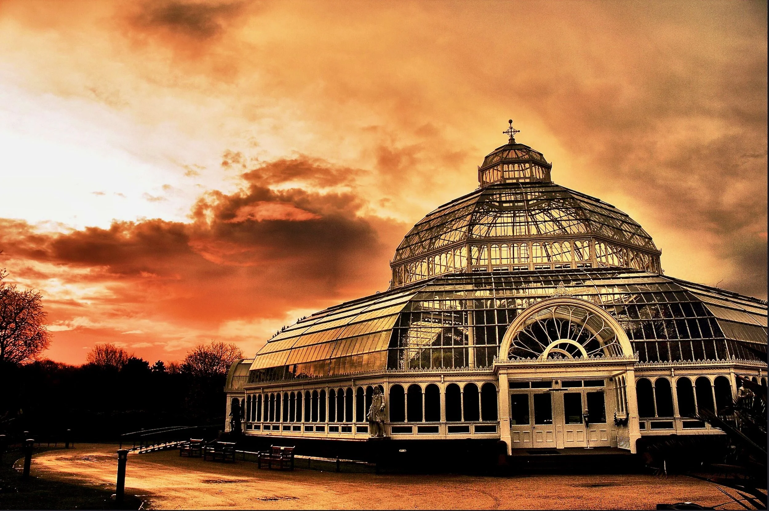 Liverpool, UK. Sefton Park palm house