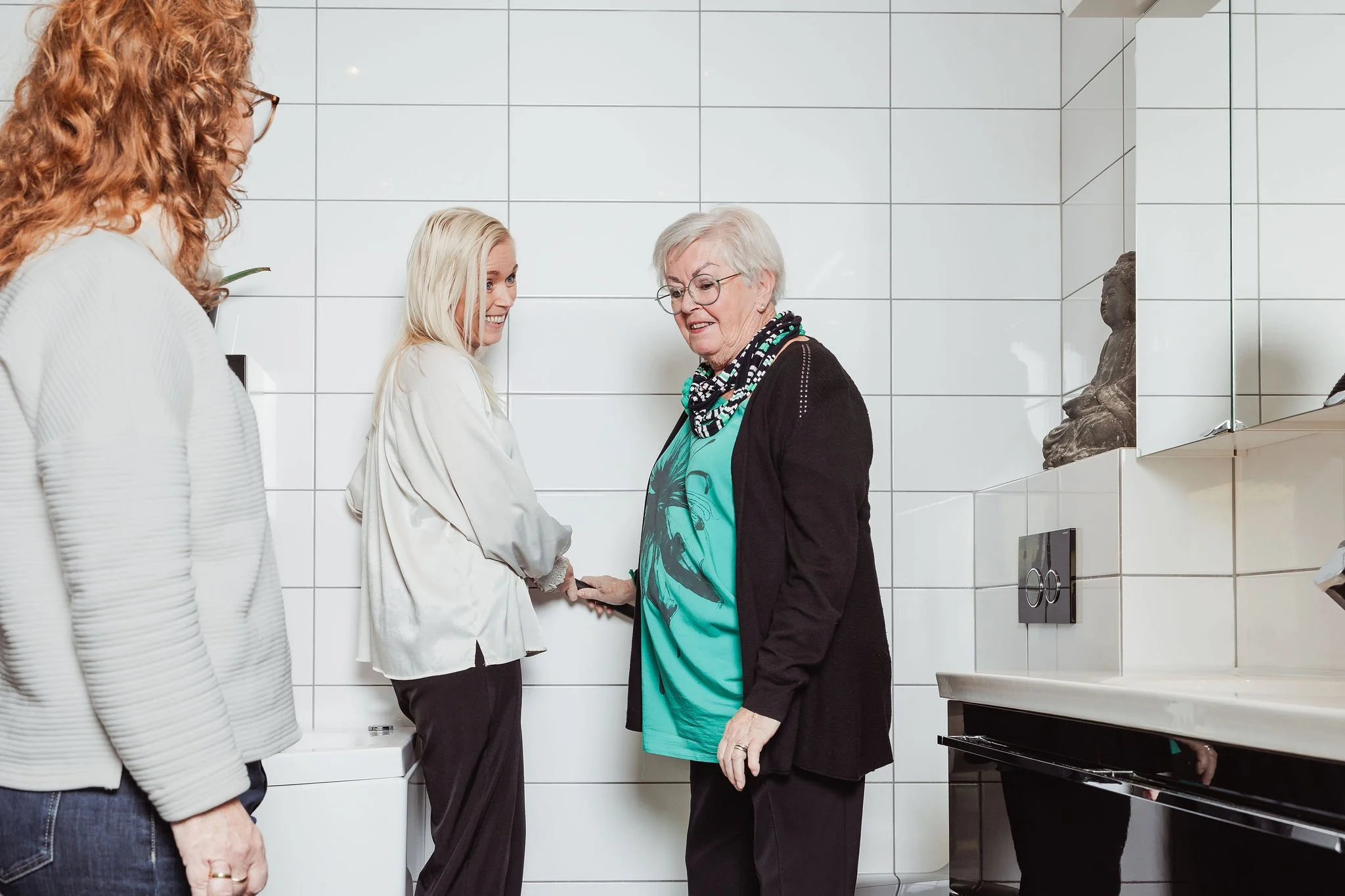Hjelpemidler og boligtilpasning: Dette kan du få dekket av kommunen, NAV og Husbanken
