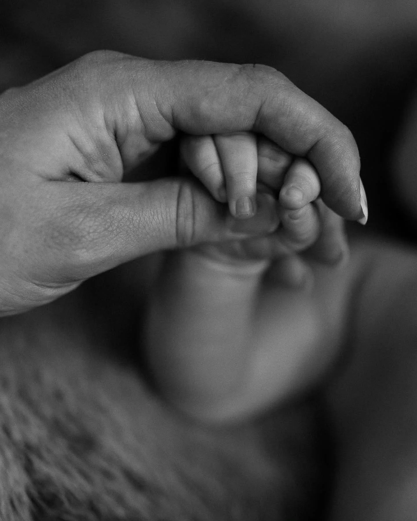 Hi everyone! 🤍

Last year was such an amazing season of capturing weddings and also preparing for the arrival of our first-born. Our precious baby son, Aksel, made his entrance in the midst of a hurricane, and his story will always be memorable to s