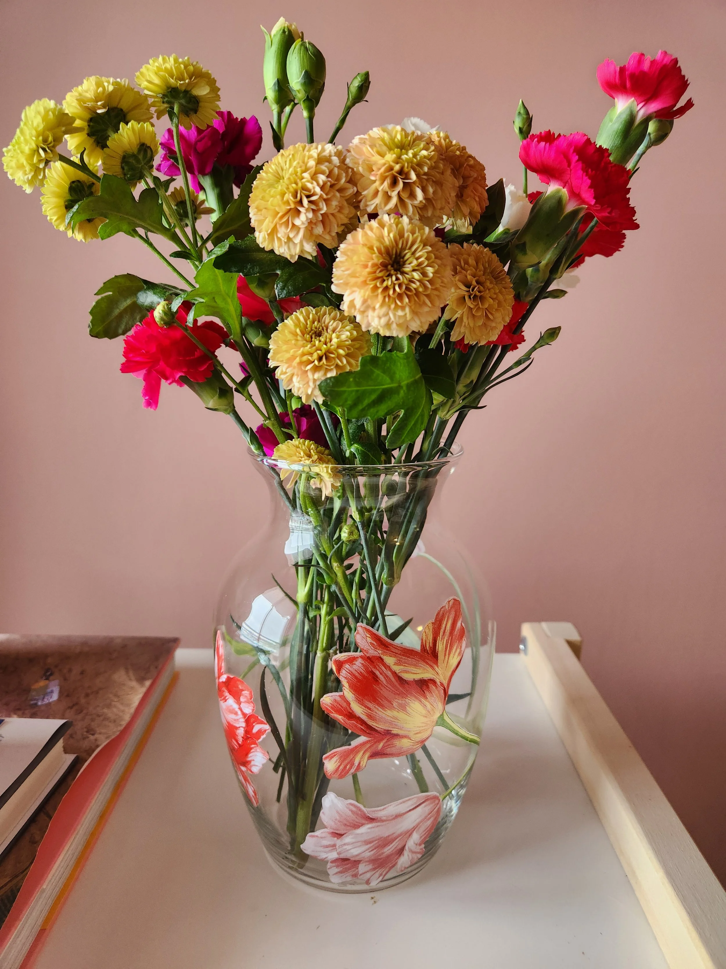 Romantic Tulips Premium Vase