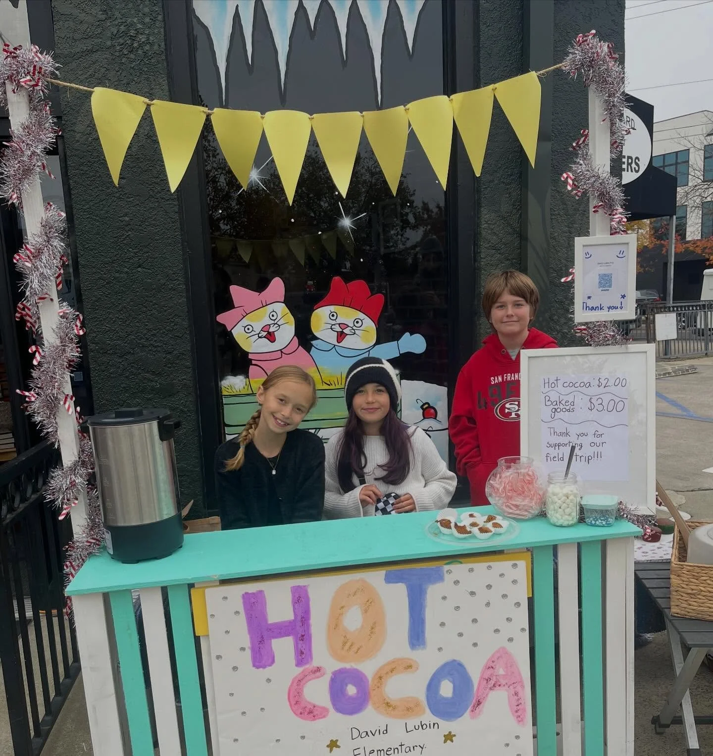 Our 5th Graders are supporting @asteriaflorals #smallbusinesssaturday and raising funds for this year&rsquo;s field trip. Stop by and catch all the magic!