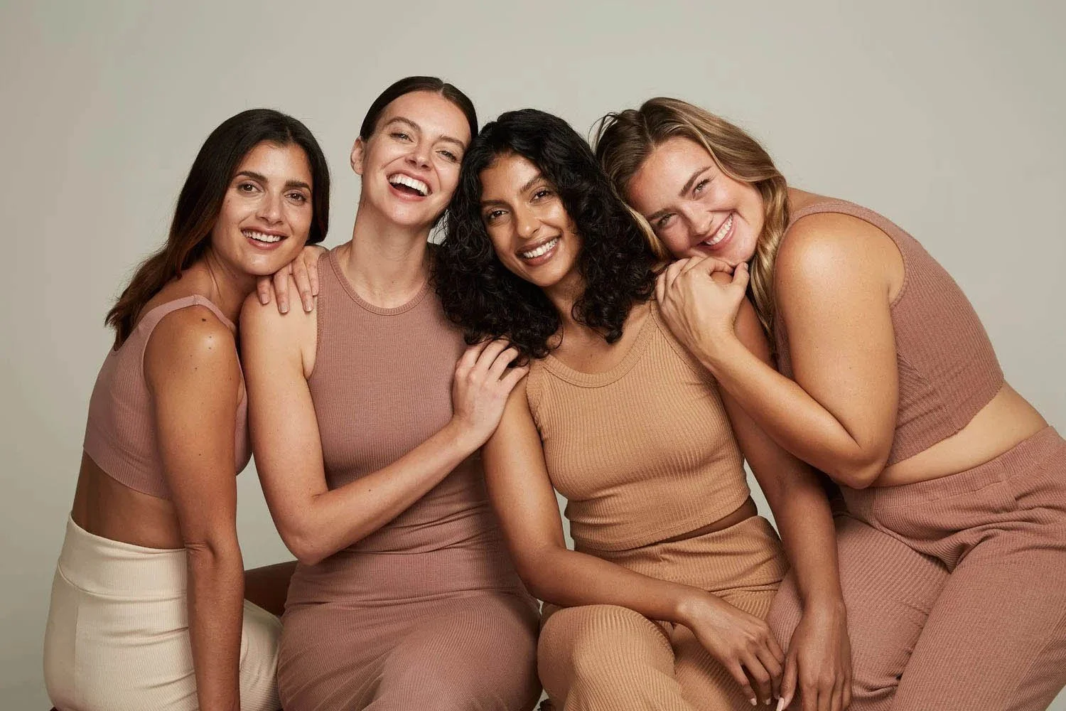 13_elizabeth-lippman_portrait_rep-and-repeat3 copy.jpg