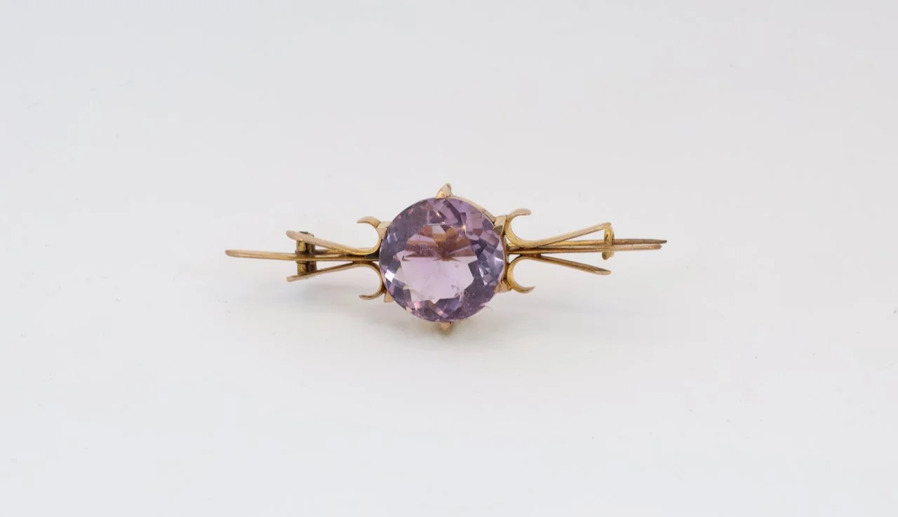 Antique Amethyst & 9ct Gold Brooch.