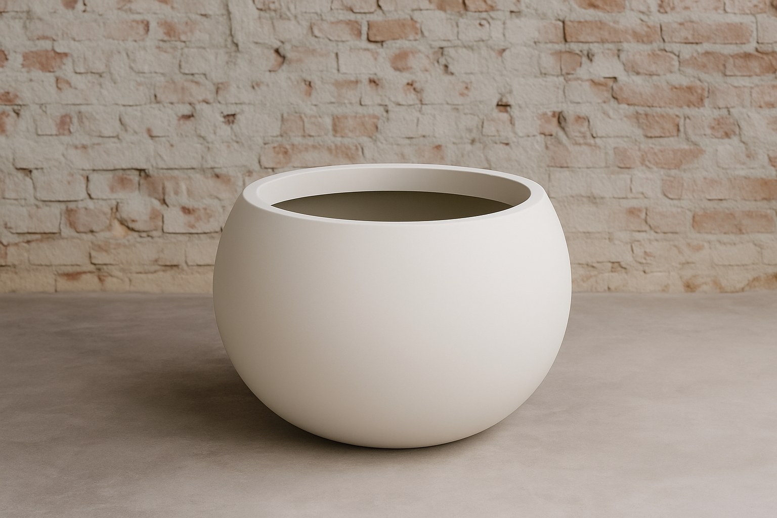 The Harlow Fiberglass Planter