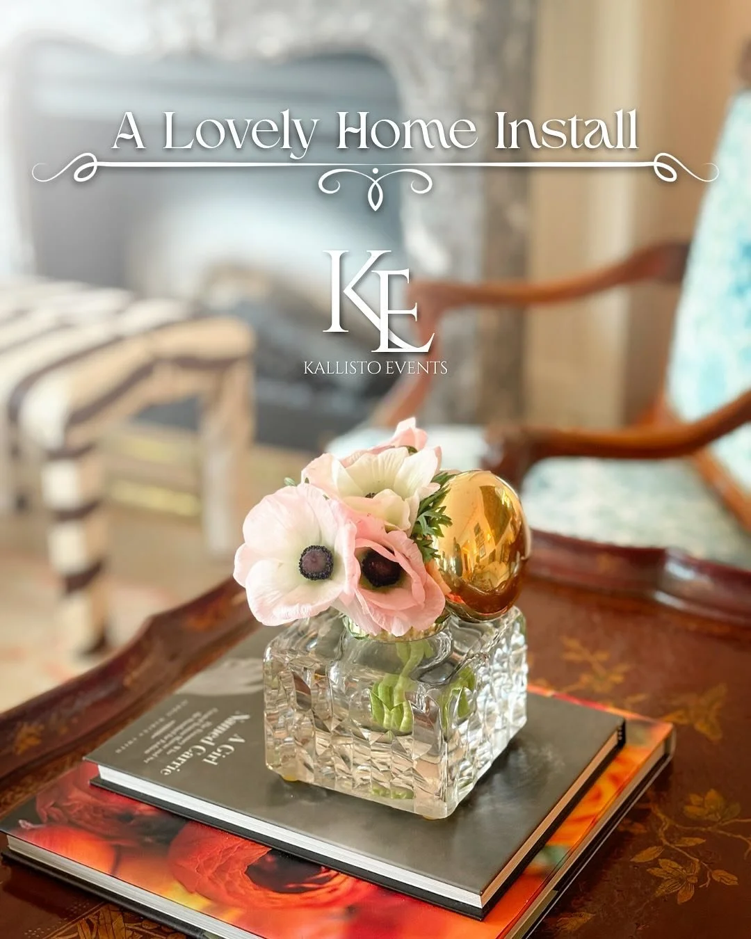 Will you be hosting some guests soon? If so, Kallisto can bring beauty to your unique space🌹

In this home flower installation, we used anemone, ranunculas, hydrangea, and tulips, just to name a few! All set in your one of a kind vases and container