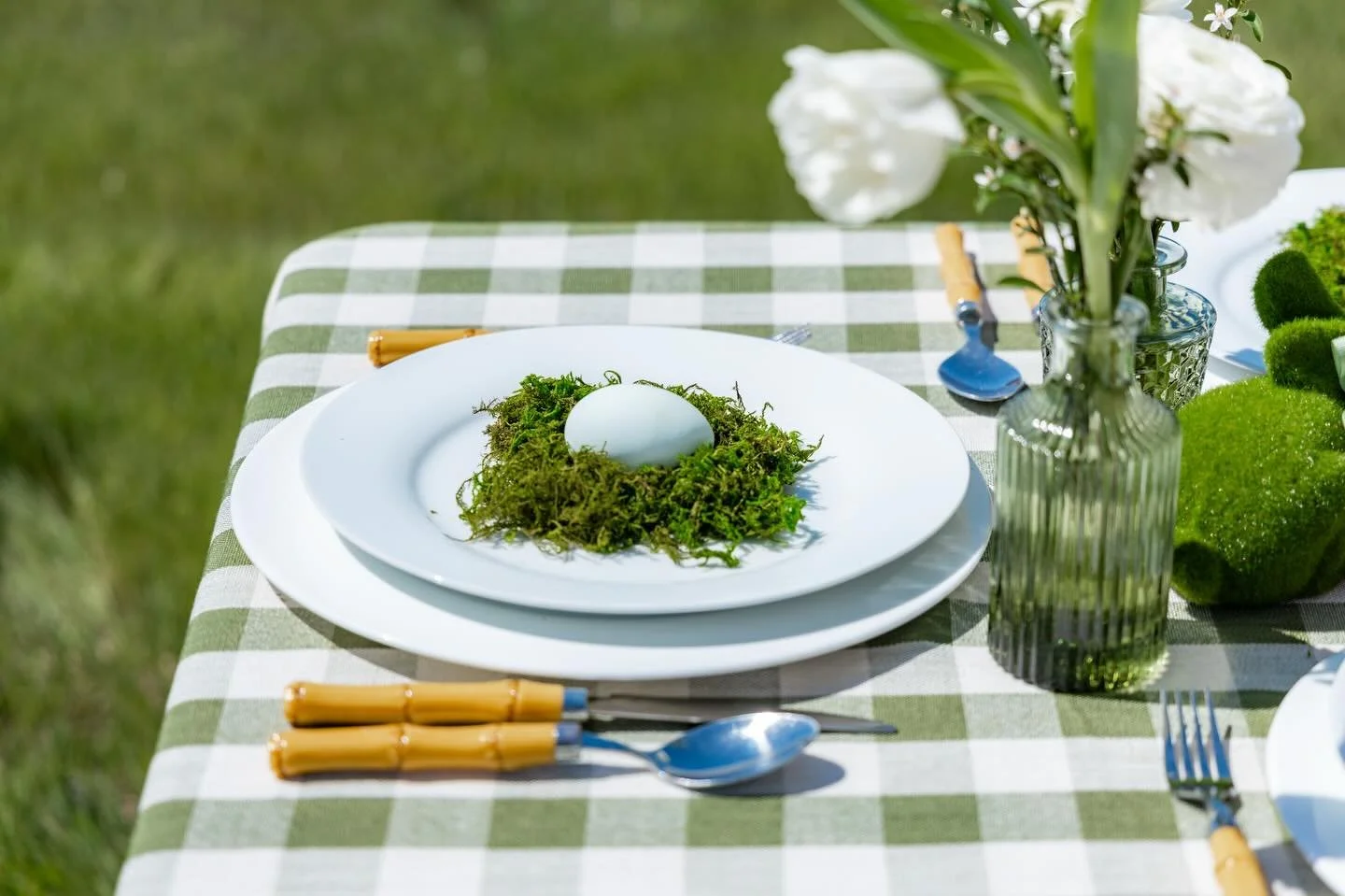 We have spots left for some Easter floral table tops!

We&rsquo;d love to make your holiday beautiful and special💚

#easter #floraldesign #event #dallas #highlandpark