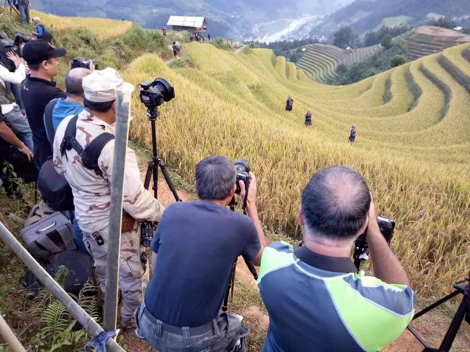 To stage or not to stage in Travel Photography