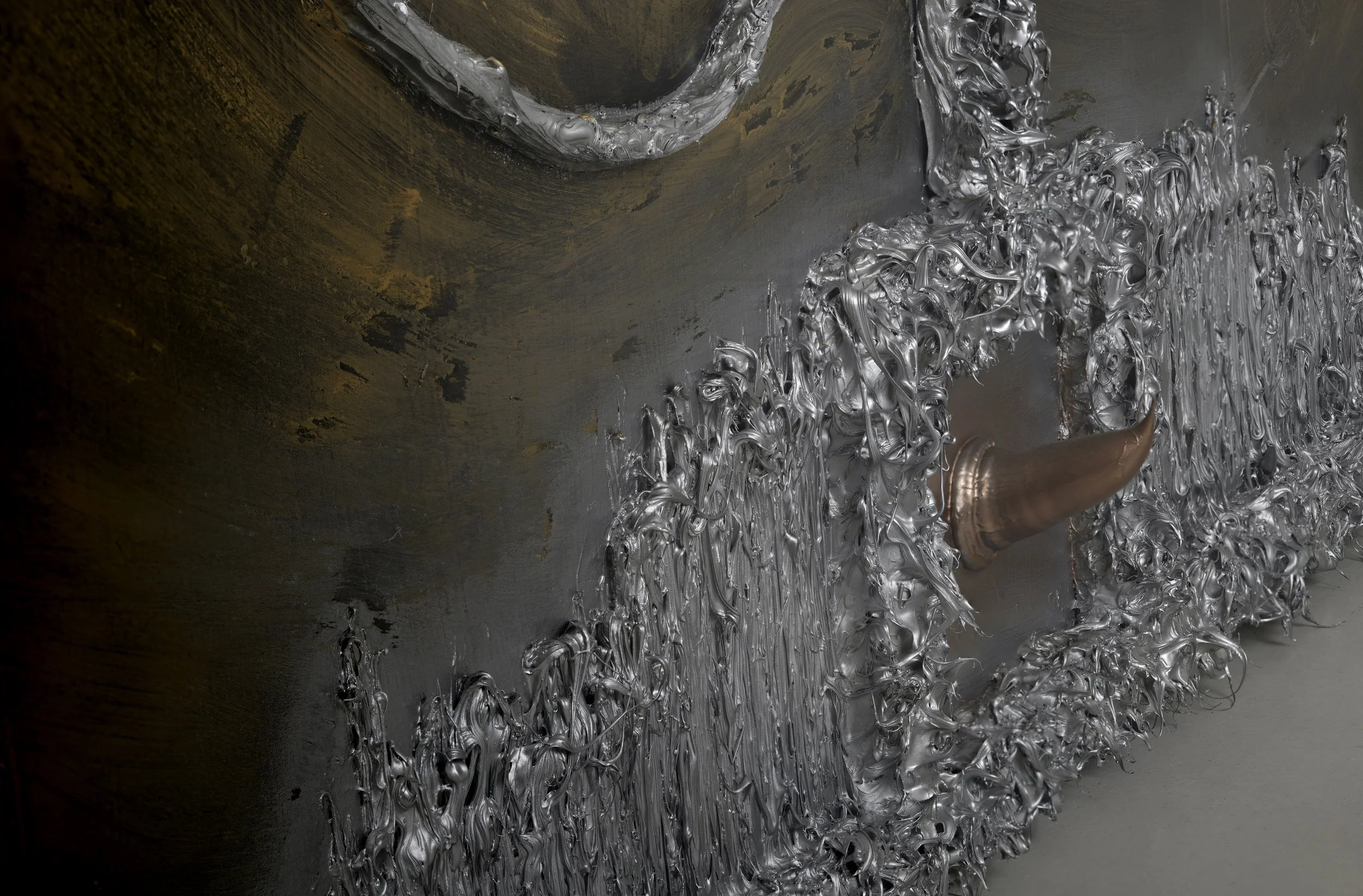 S Loennechen-CANDELABRA _TNI7763-Det 1.jpg