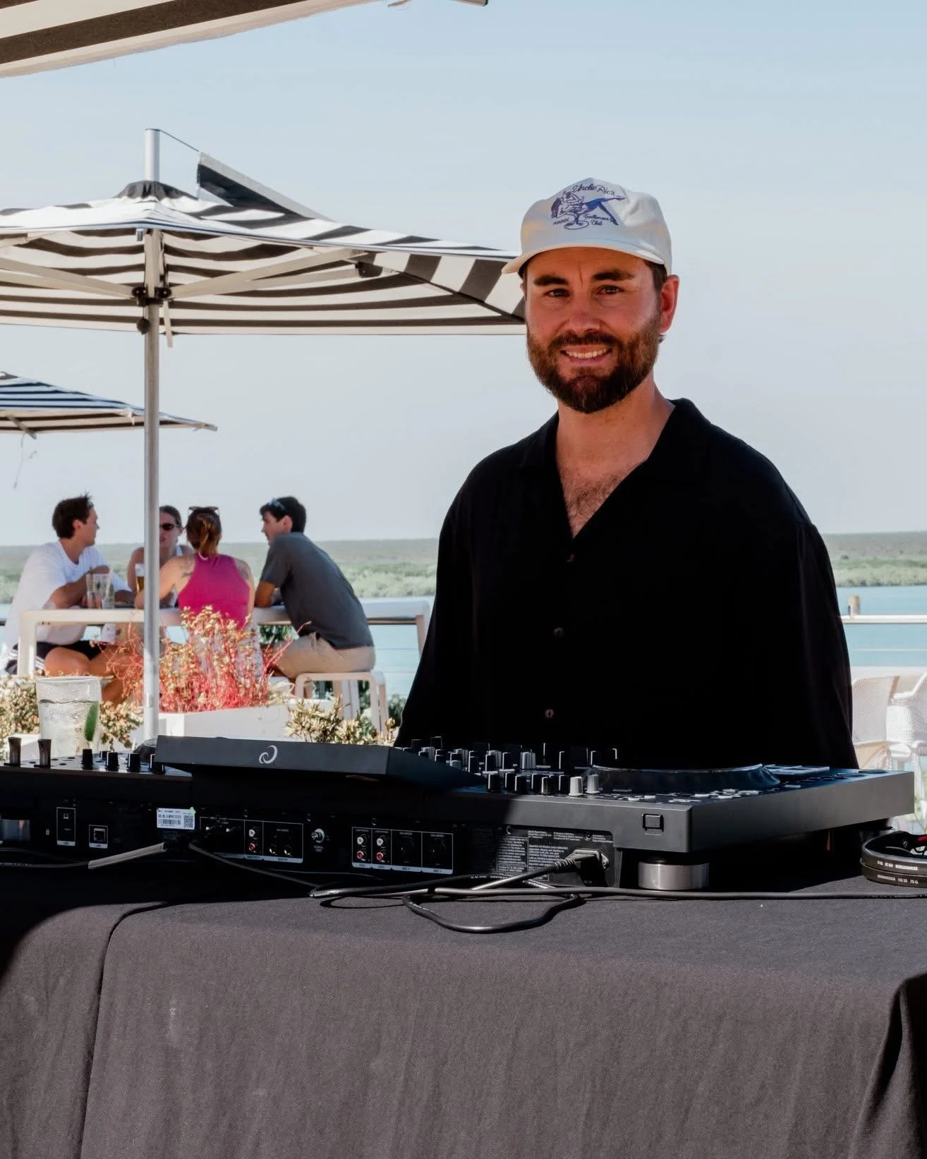 bayside beats &amp; brews @ the mangrove W/ SEON