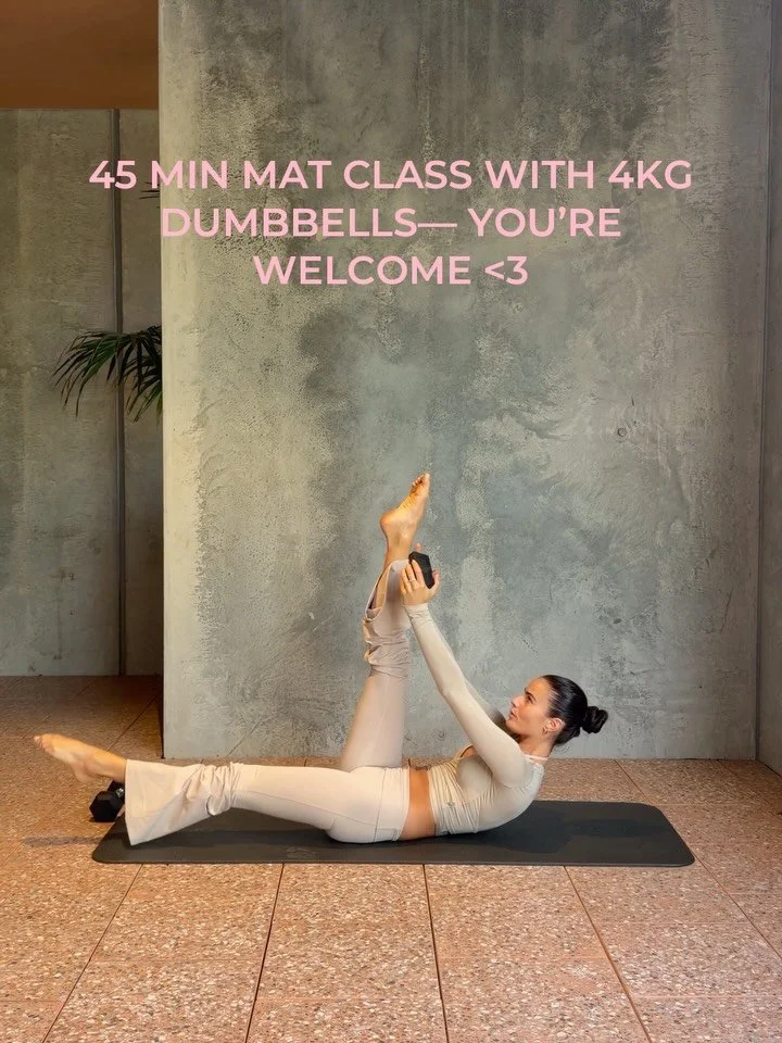 SAVE + TRY&mdash; stronger mat class using 4kg dumbbells (not all layers are shown) 💛🩵💛

Wearing @csb DC: ALANA

&bull;
&bull;
#pilatesclass #matpilatesclass #pilatesinspo #pilatesinspodaily #pilatesinstructor