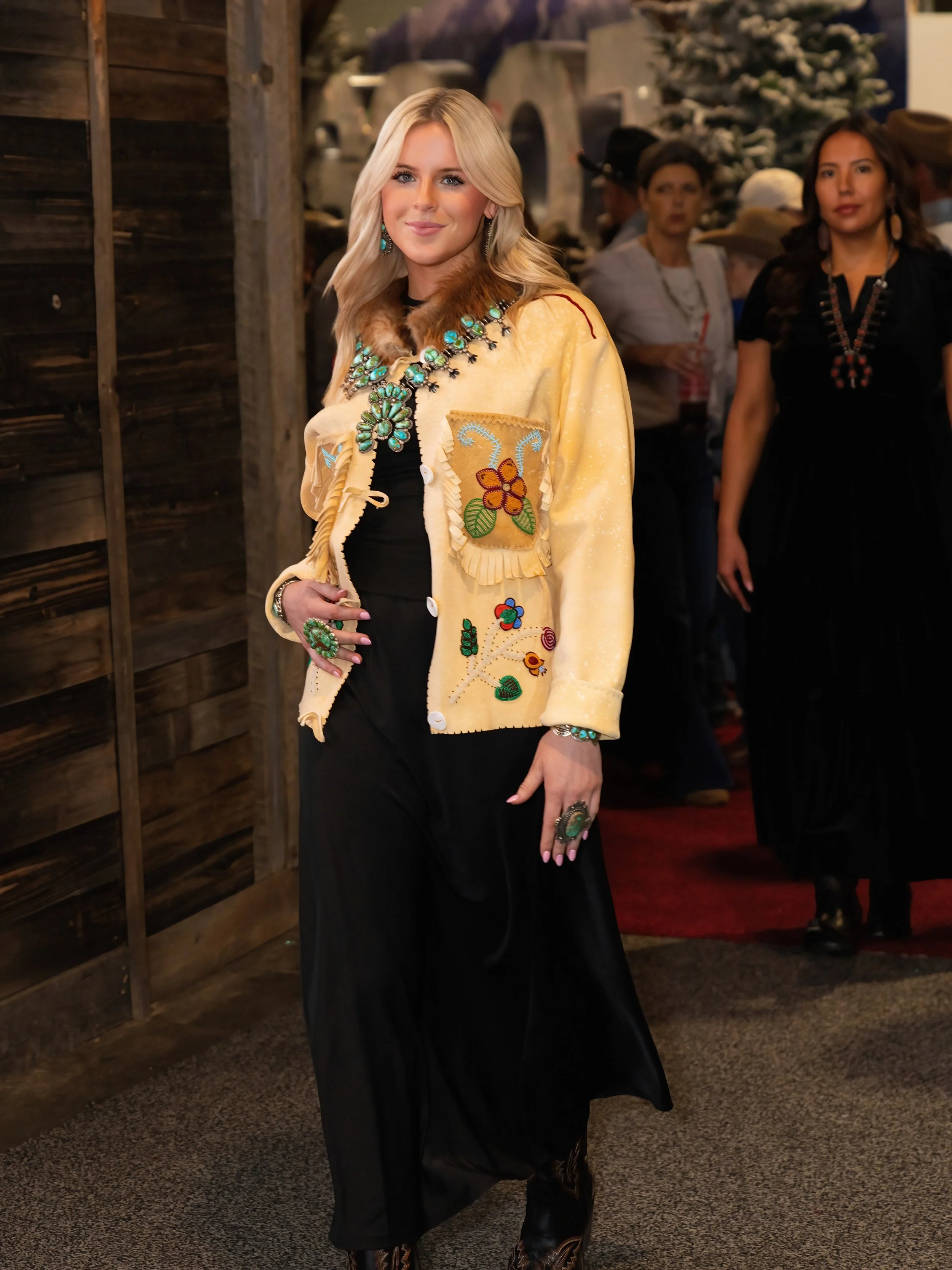 FashionShow1MassExportFashionShow1-(21 of 33)DeFin-standard.jpg