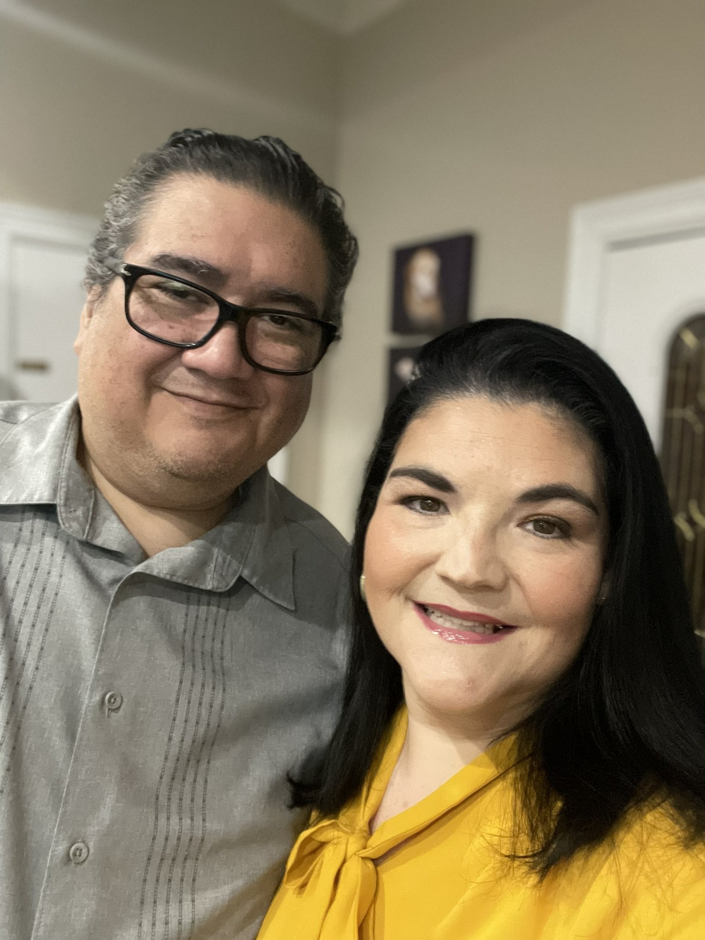Gustavo and Lisa: Self picture at home