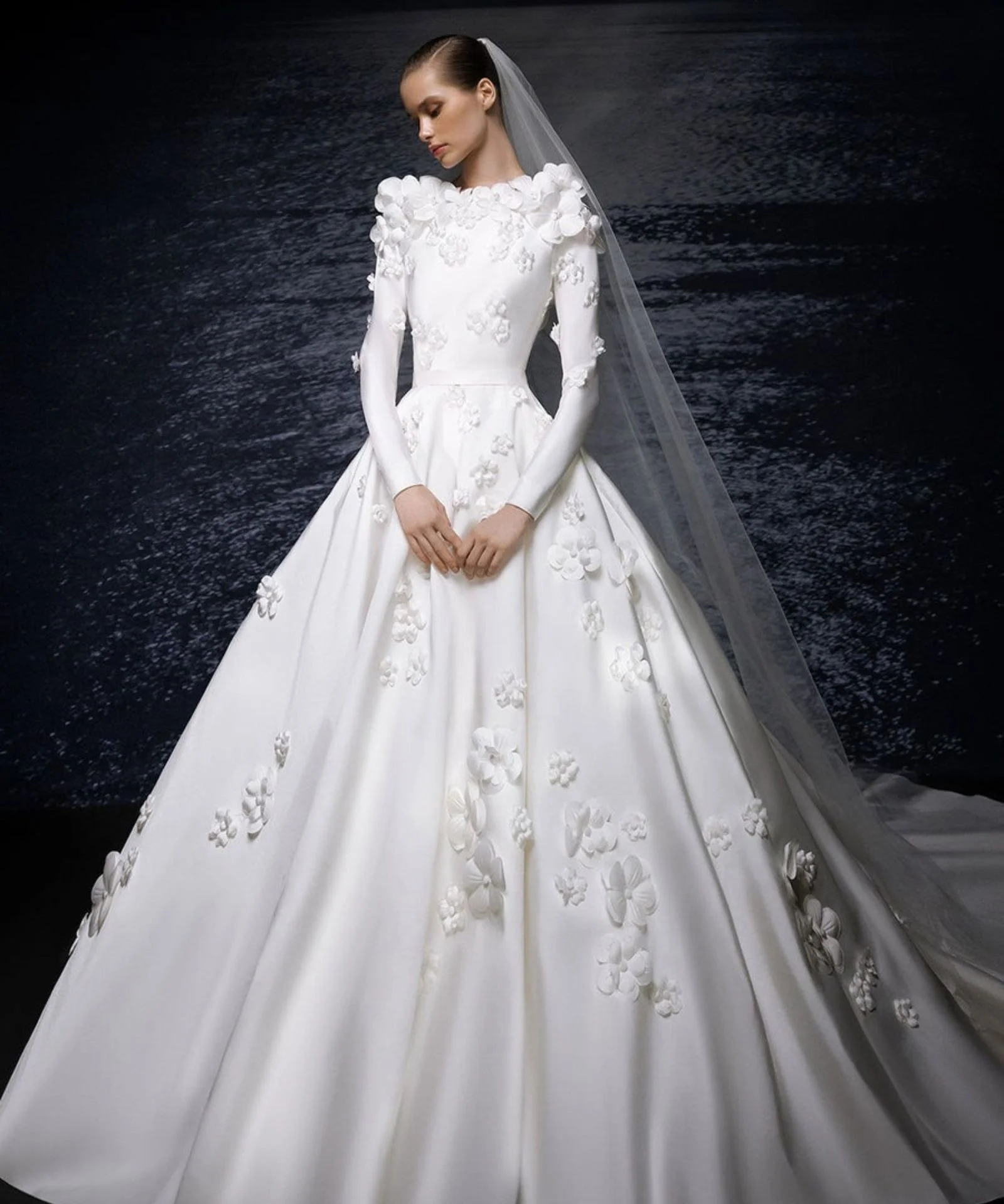 ELIE SAAB