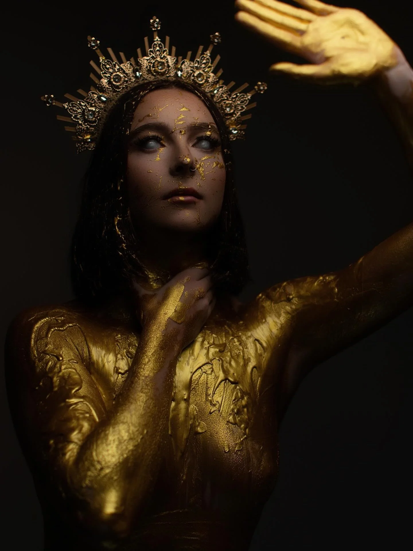 Seeing what my girlies do with their glam &gt;&gt;&gt;&gt; 😍😍

You might remember Jacey&rsquo;s soft glam from a few posts back &mdash; here&rsquo;s the look in action! I love seeing where my clients take their glam, whether it&rsquo;s a photoshoot