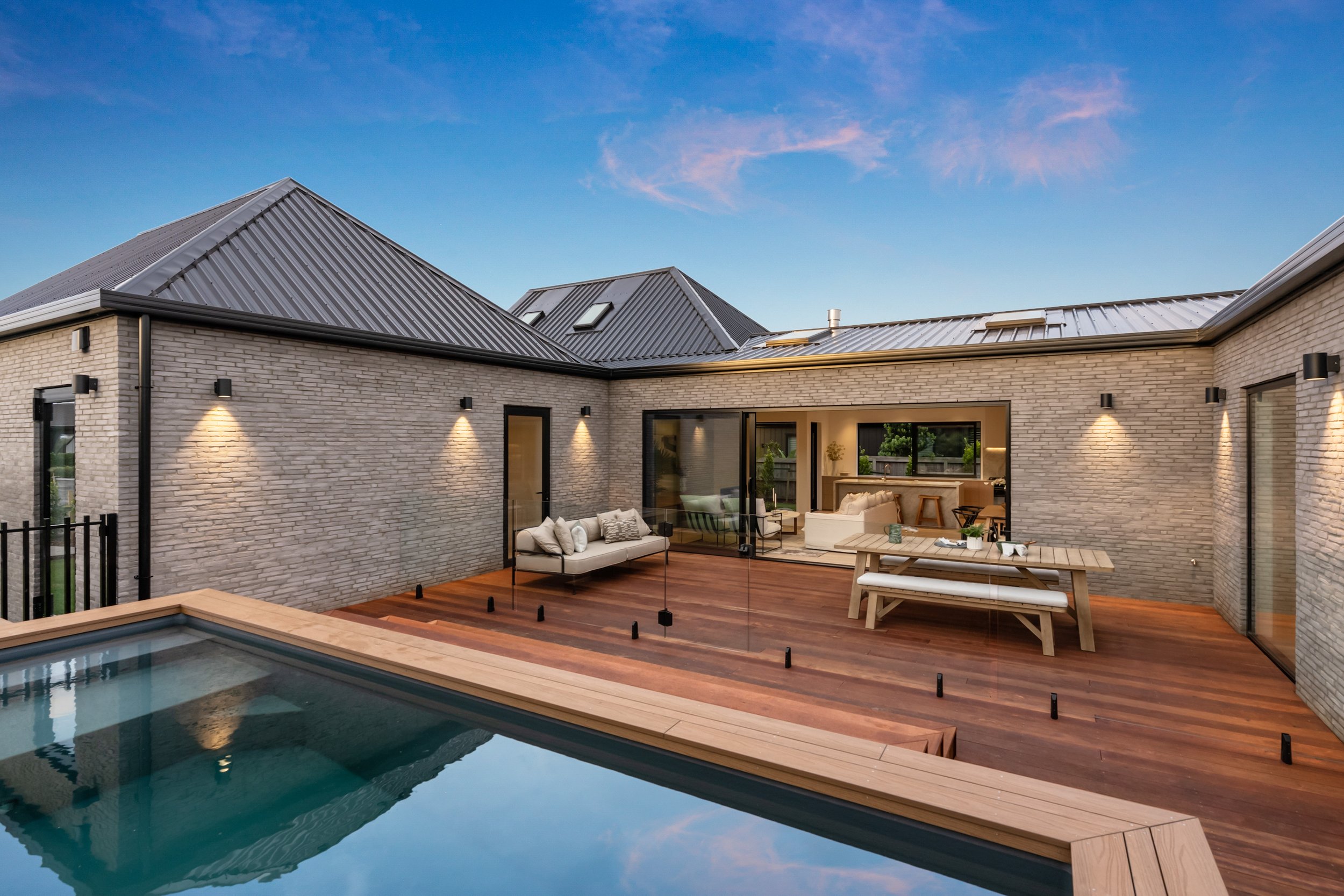 MAC Electrical work showing Electrician in Mangawhaii for High end residential outdoor lighting