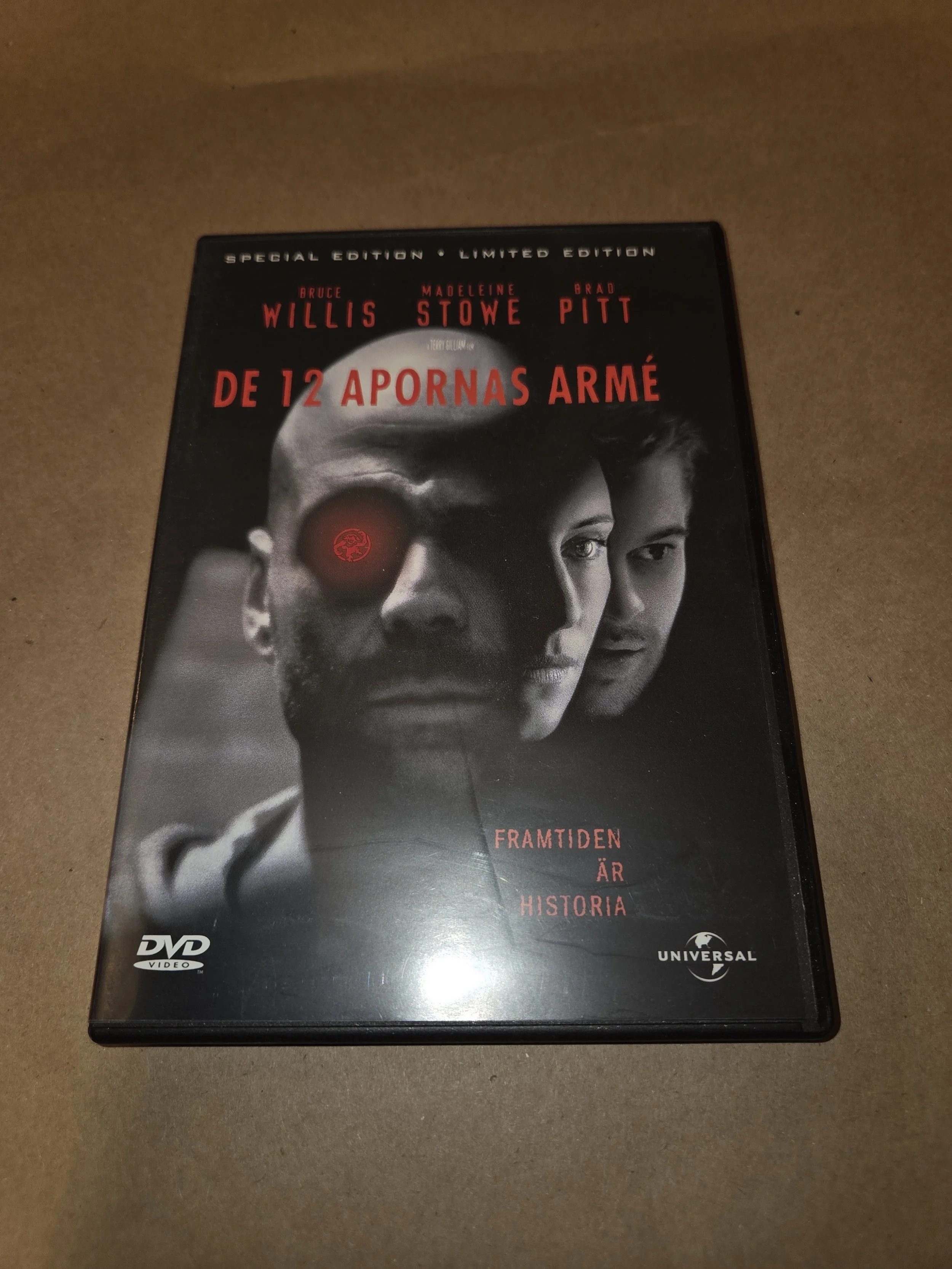 De 12 Apornas Armé