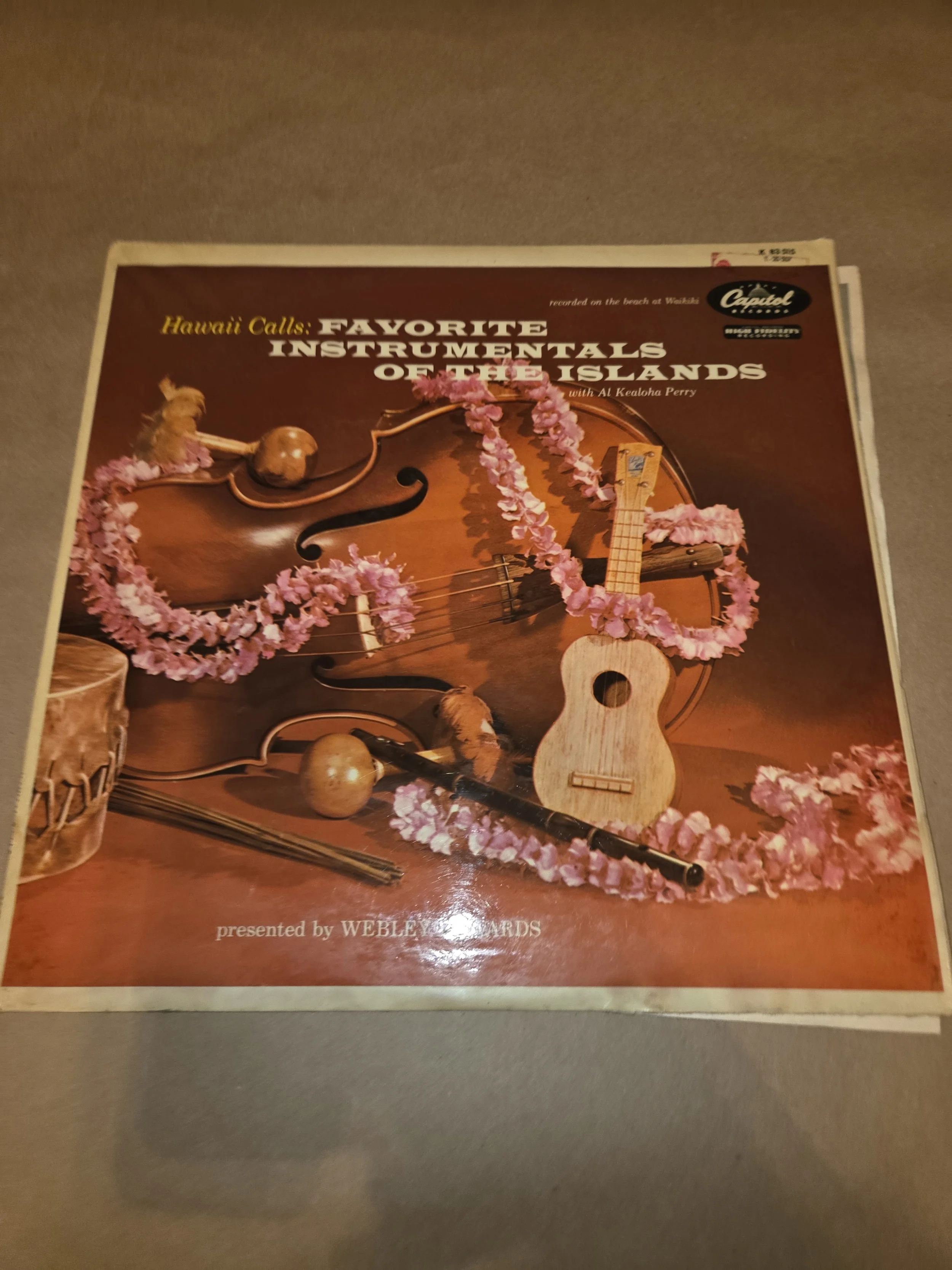Al Kealoha Perry – Hawaii Calls: Favorite Instrumentals Of The Islands