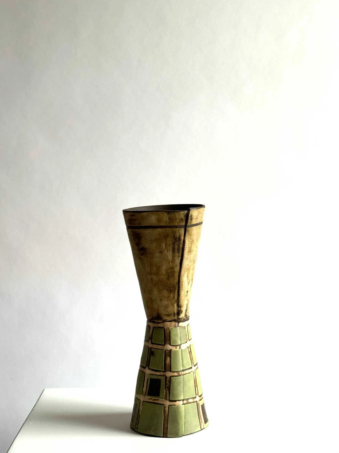 ancient cream and plaid tip top vase #1