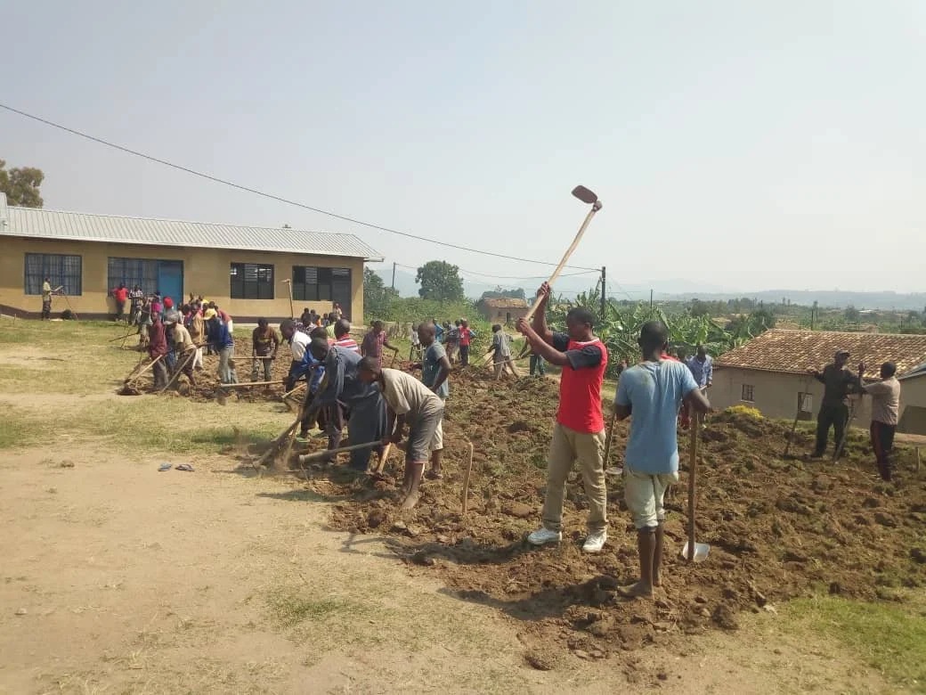 19-06-18_Nyundo_Umuganda_Terrassement4.jpeg