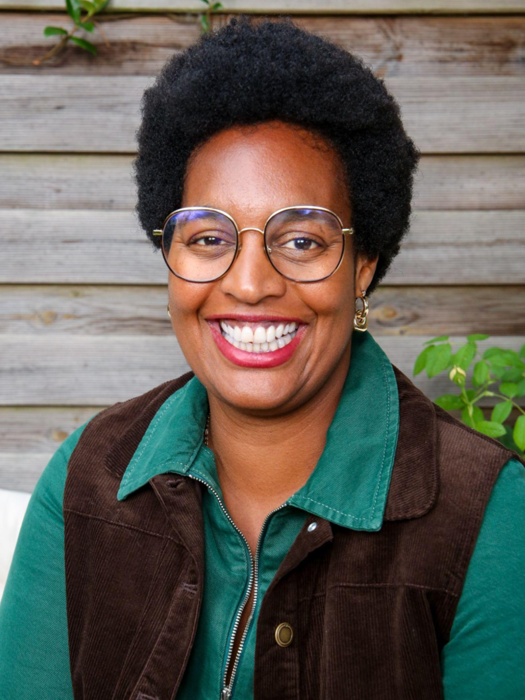 Copy of ICA_Headshot_Template_1000X1334@2X- - 2025-11-19T113945.796.png