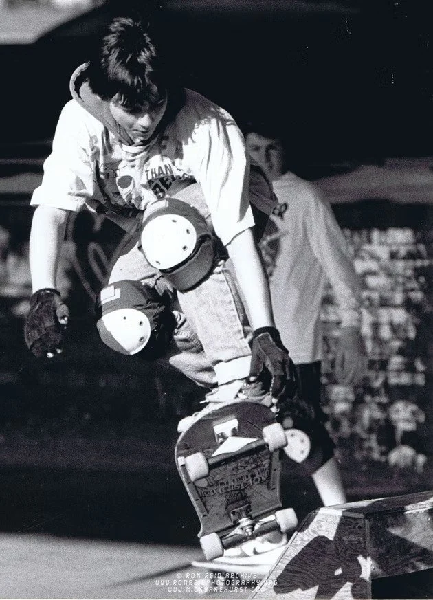 Skateboarder with kneepads.jpg