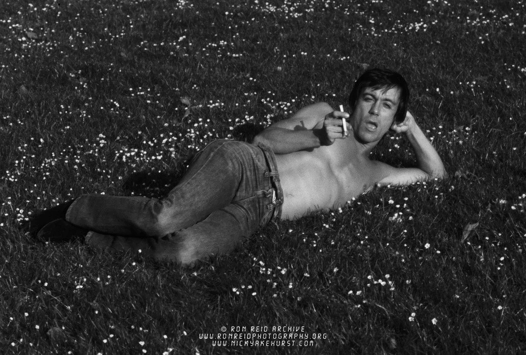 Iggy Pop c Ron Reid Archive⠀⠀⠀⠀⠀⠀⠀⠀⠀⠀
.⠀⠀⠀⠀⠀⠀⠀⠀⠀
.⠀⠀⠀⠀⠀⠀⠀⠀⠀
.⠀⠀⠀⠀⠀⠀⠀⠀⠀
.⠀⠀⠀⠀⠀⠀⠀⠀⠀
#London #RonReid #Counterculture #Photographer  #photography #camera #photographyoftheday #70s #80s #film #celluloid #camerapress #nickyakehurst #blackandwhite #photogr