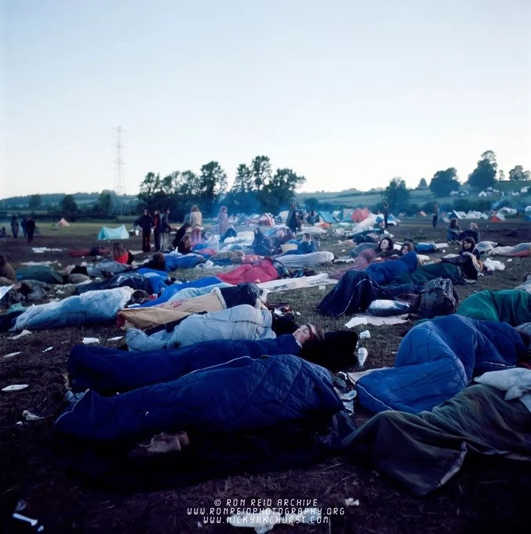 Glastonbury camp morning 1970s.jpg