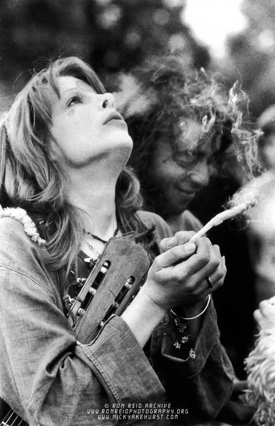 Glastonbury joint smoker.jpg