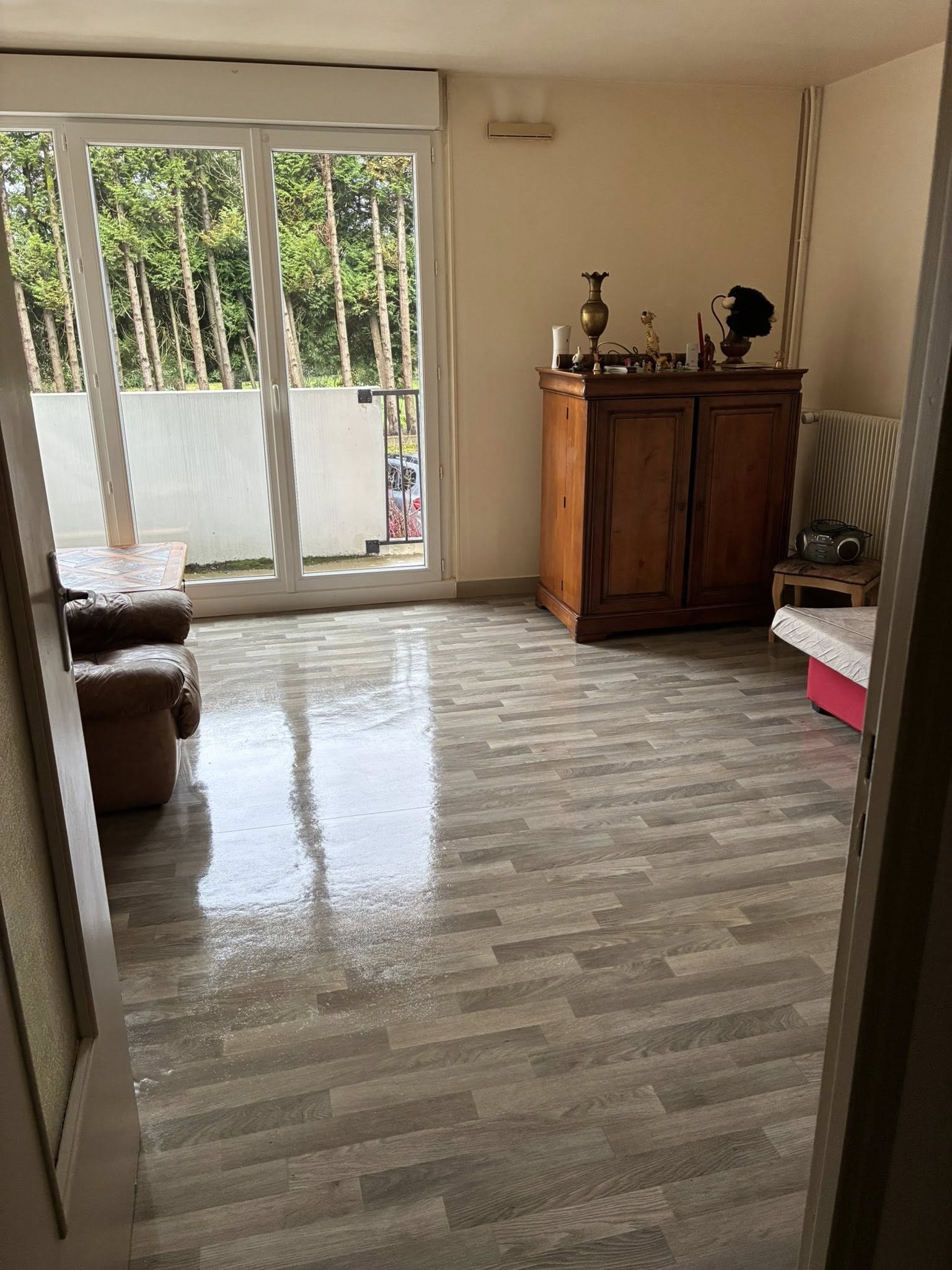 Désencombrement et remise en état d’un appartement à Plérin