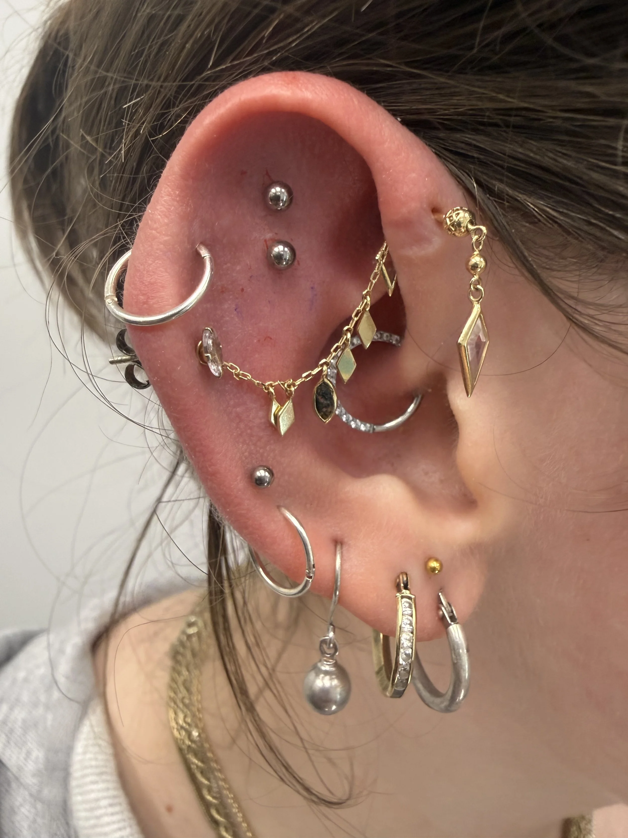 expert-body-piercing-specialist-perth-professional-piercing-fremantle.jpg