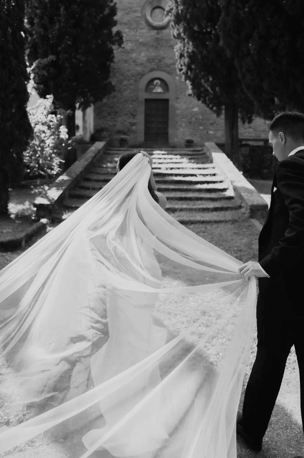 Wedding_AriannaLeggiero09-16 at 9.53.39 pm.png