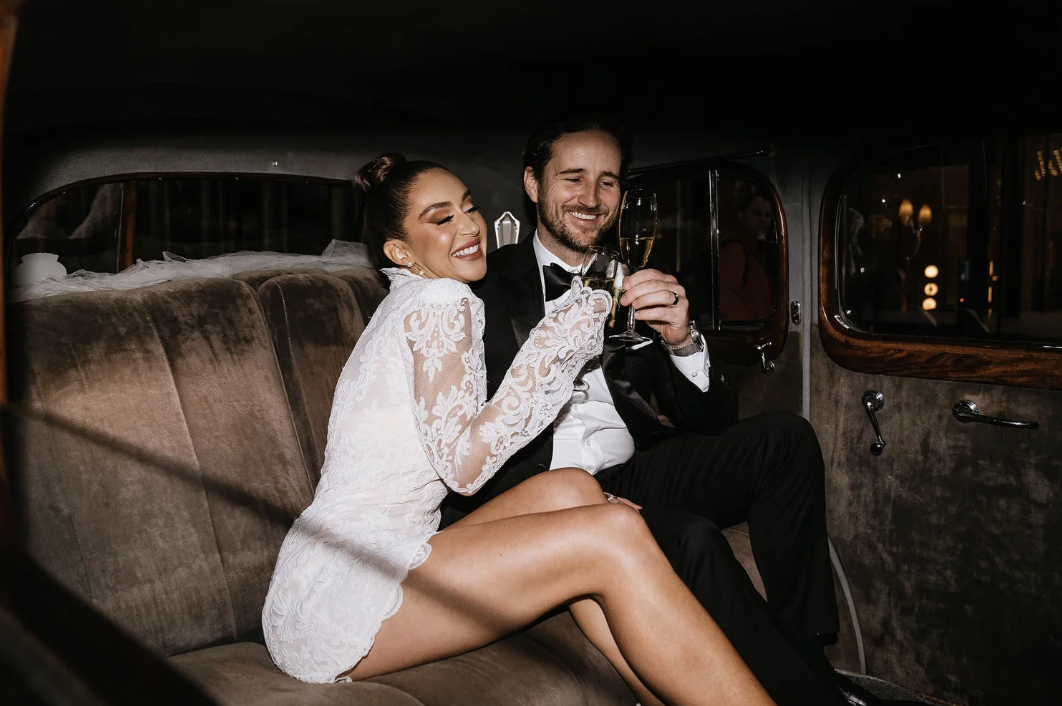 Wedding_AriannaLeggiero09-16 at 9.55.44 pm.png