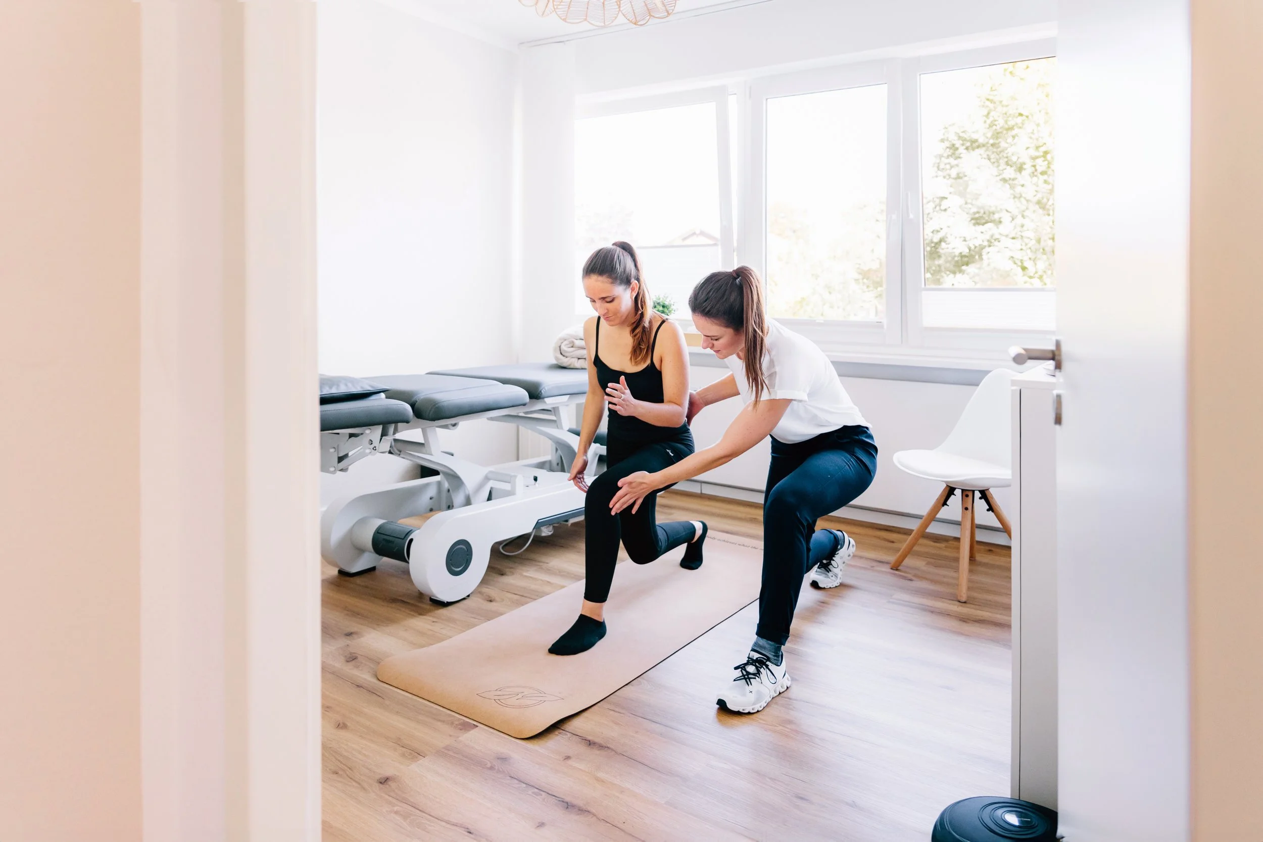 Bewegung ohne Einschränkung – optimaler Raum für Ihre Therapie.