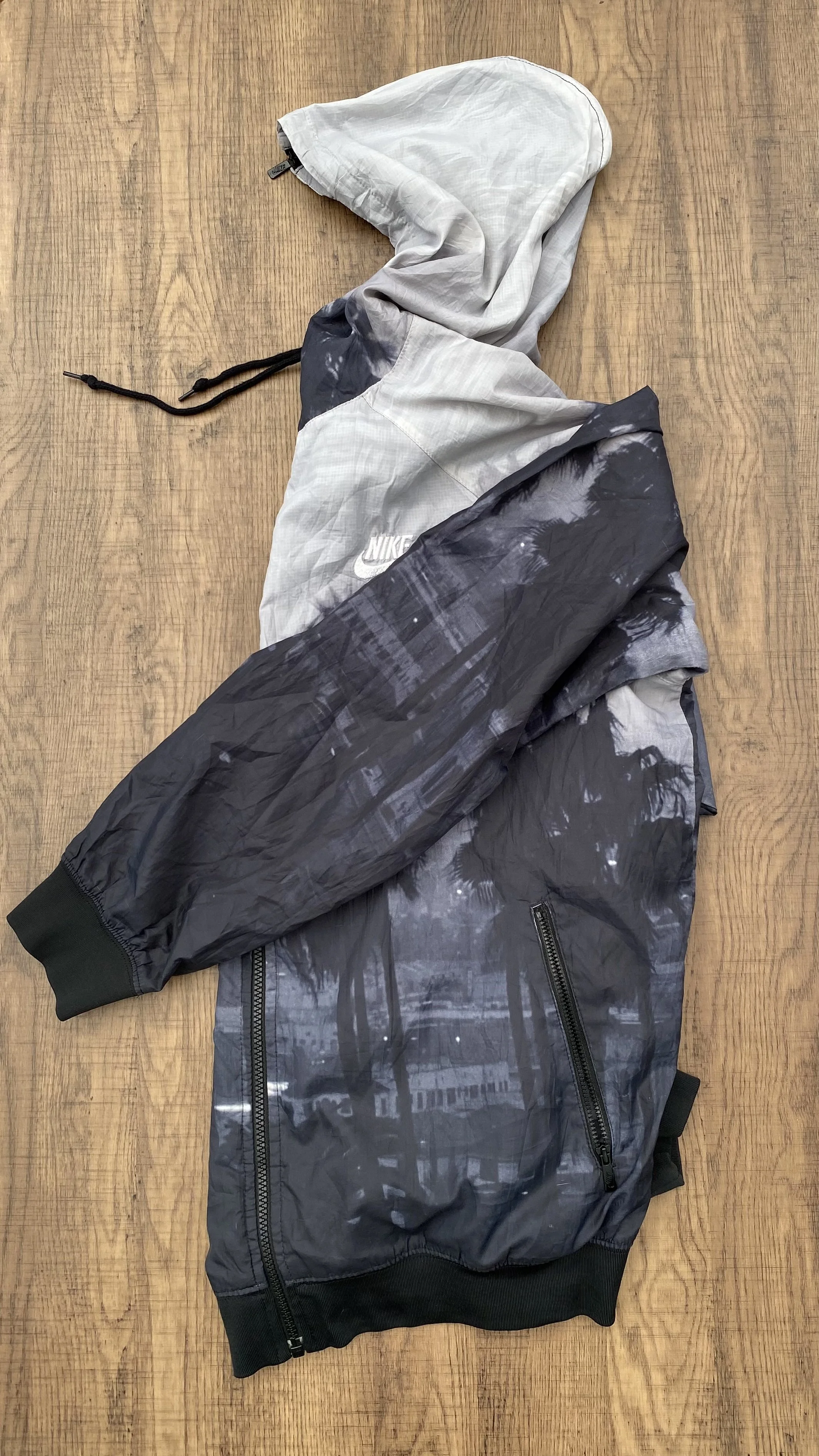 Nike Windrunner 'storm' silver tag era